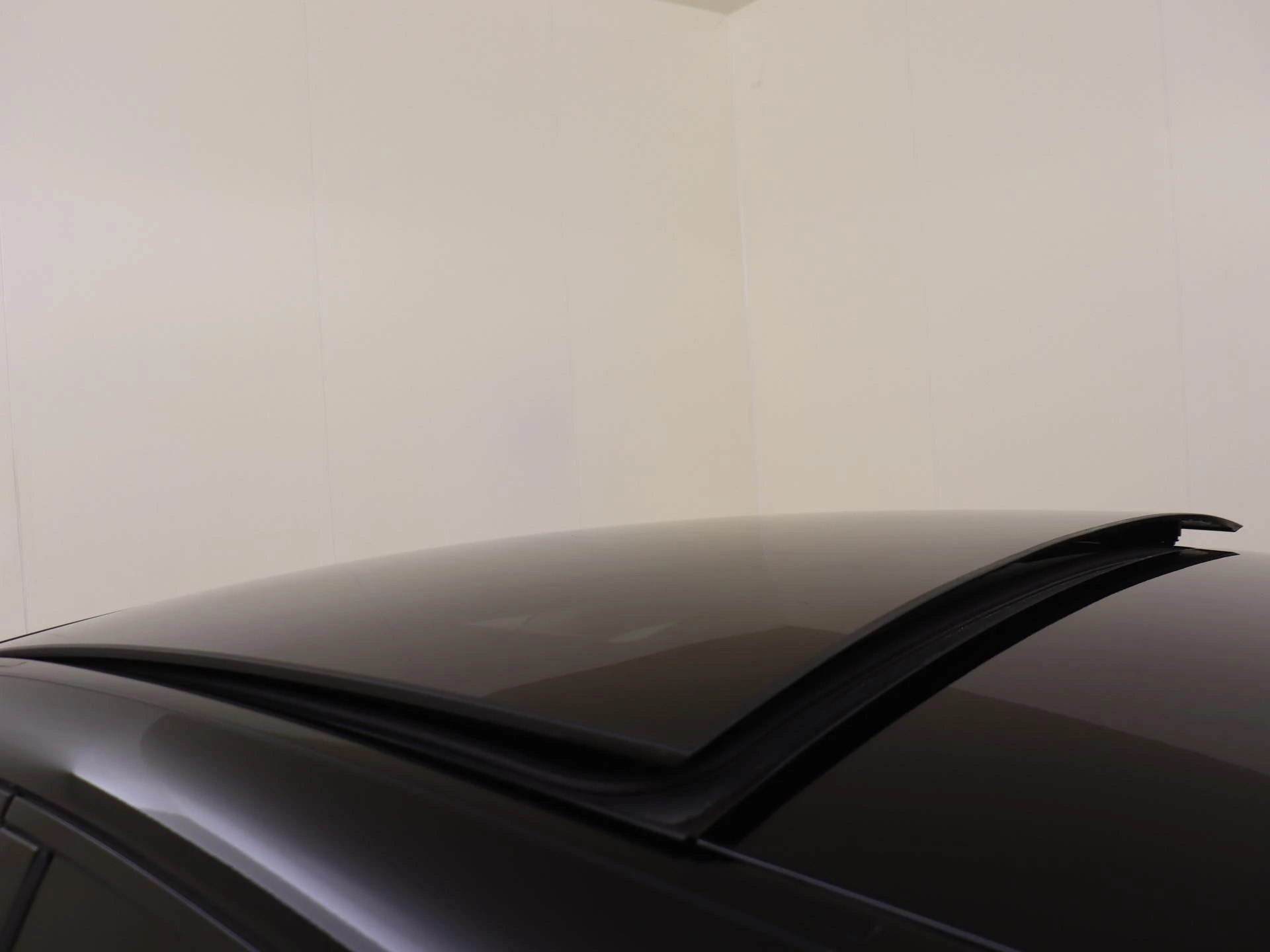 Mercedes-Benz-GLE-image-29