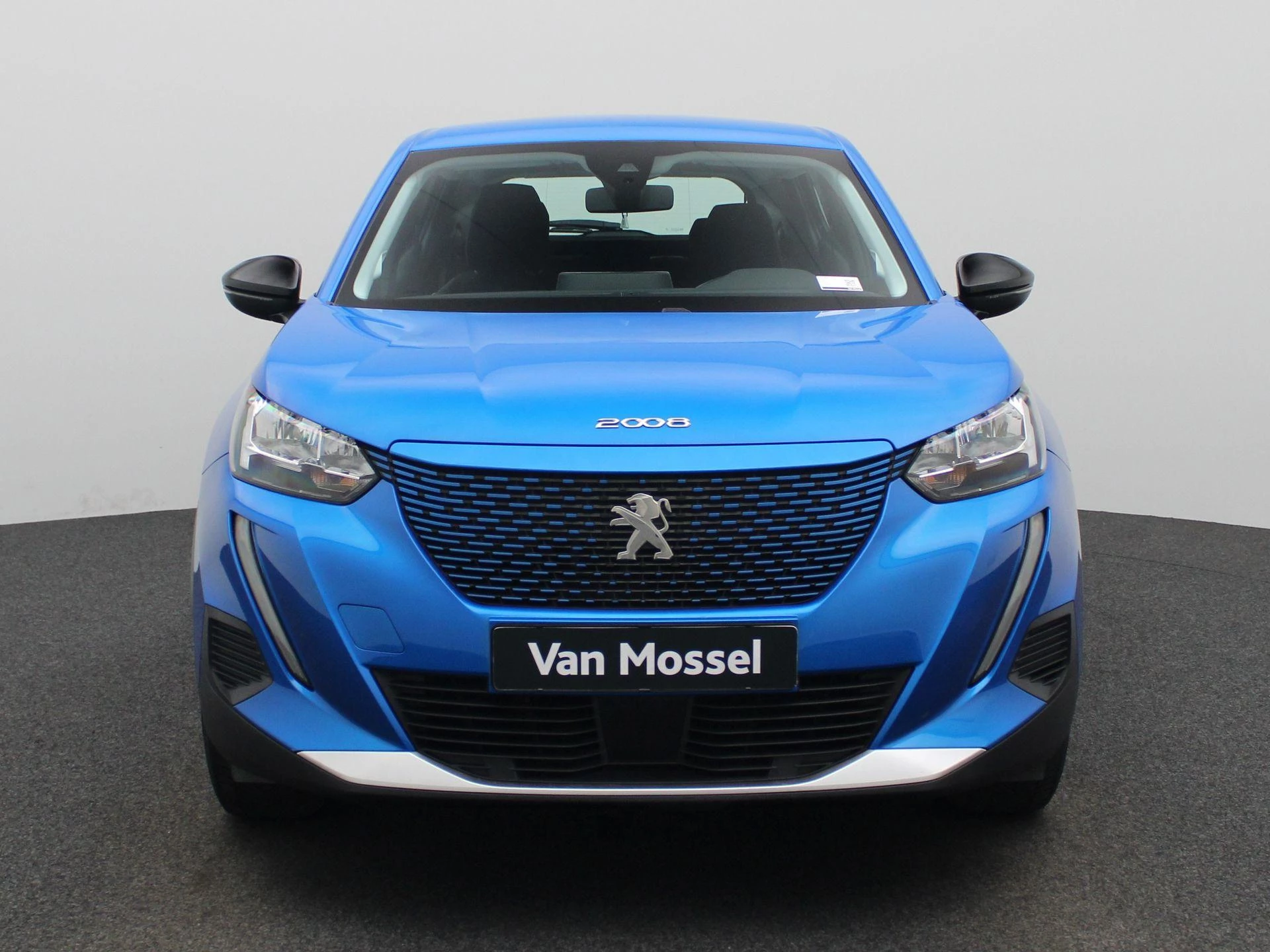Peugeot-e-2008-image-2