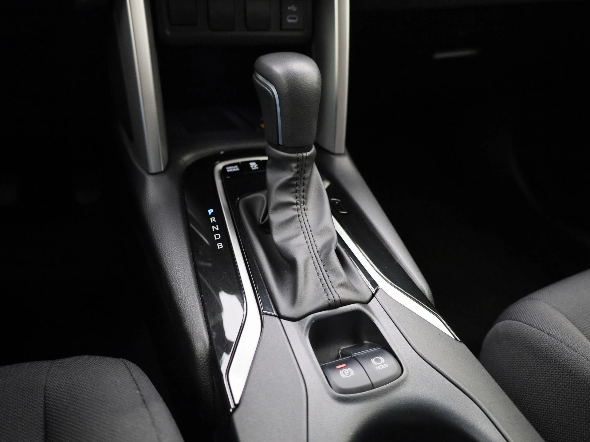 Toyota-Corolla Cross-image-19
