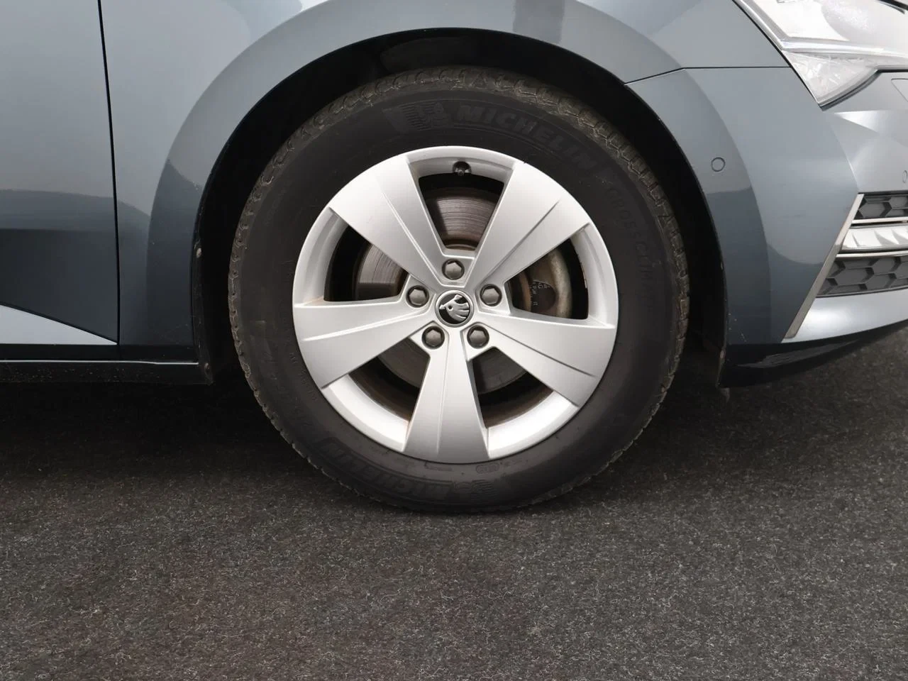 Škoda Superb Combi PHEV Superb Style *1.4TSI*AUTOMAAT*PLUG-IN*NAVI*TREKHAAK*ZETELVERWARMING V+A* ...