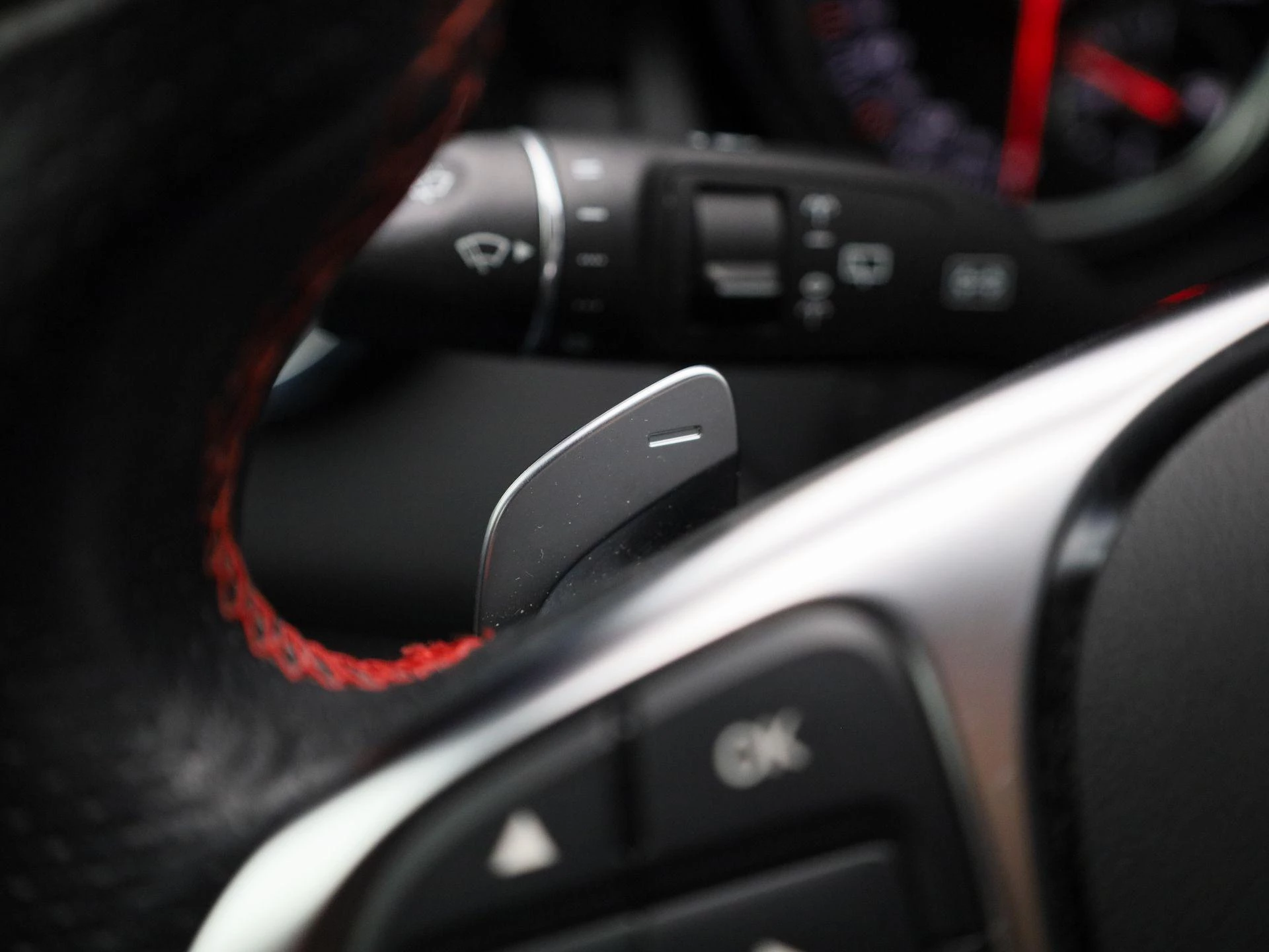 Mercedes-Benz-GLA-image-23