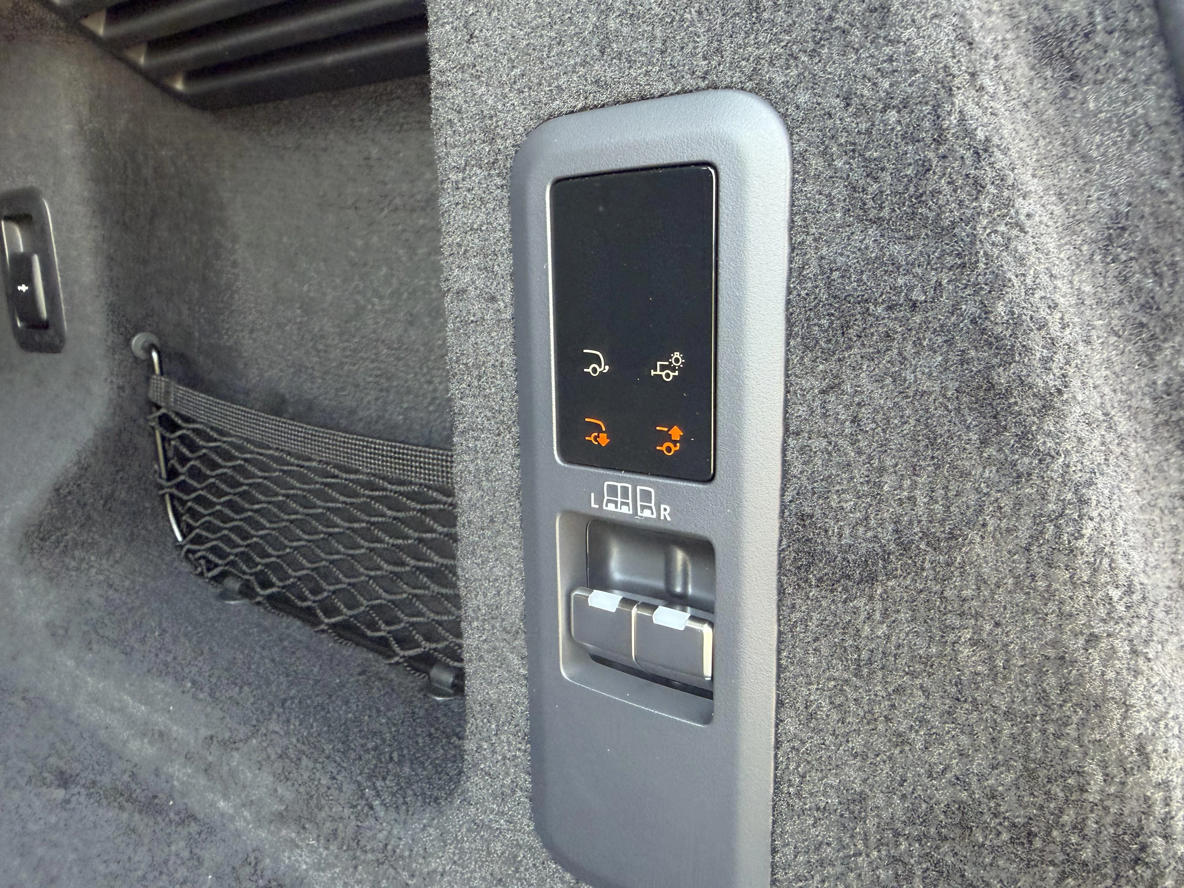Land Rover-Range Rover Sport-image-8