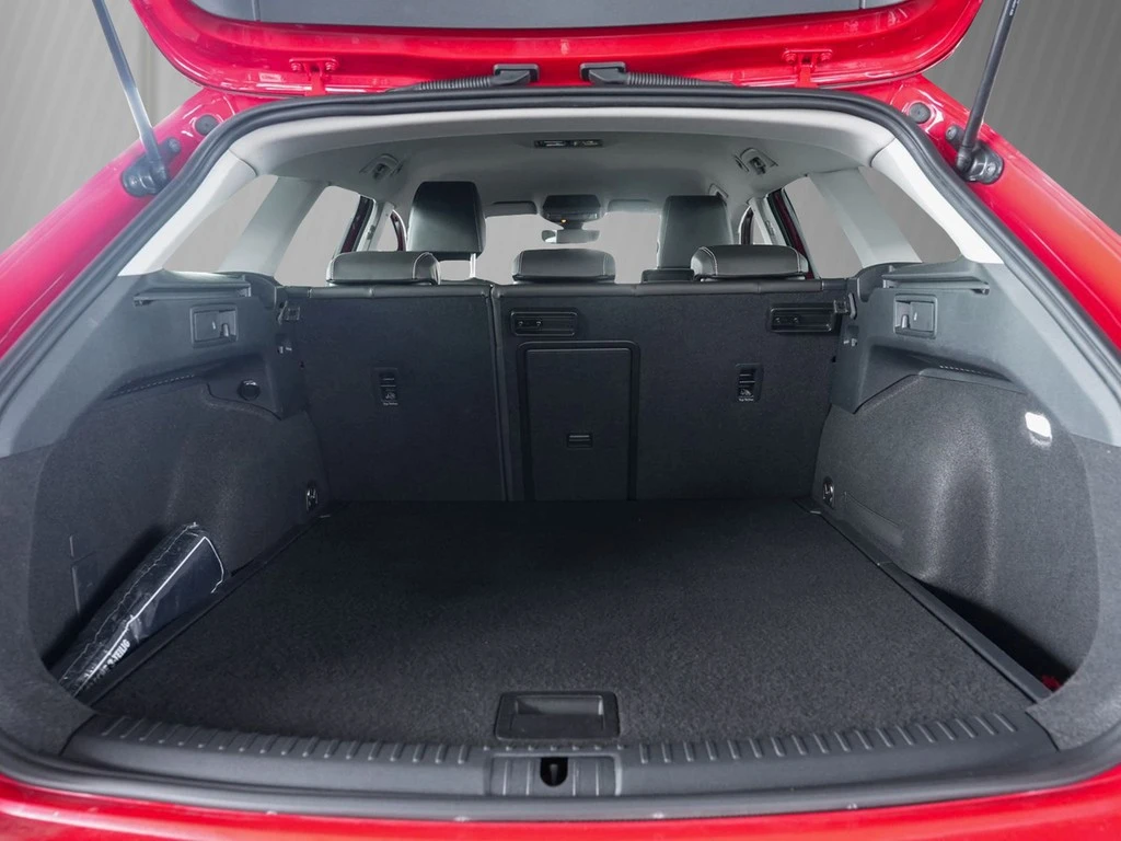 SEAT-Leon-image-5