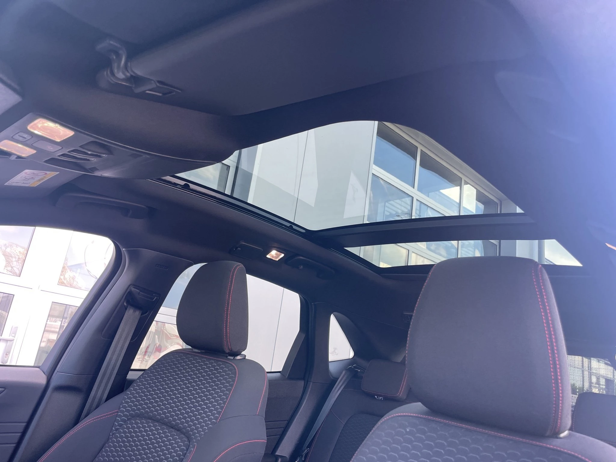 Ford Kuga ST-Line Aut.*PANO*KAM*LED-MATRIX*NAVI*GRA*WINTER-PKT.