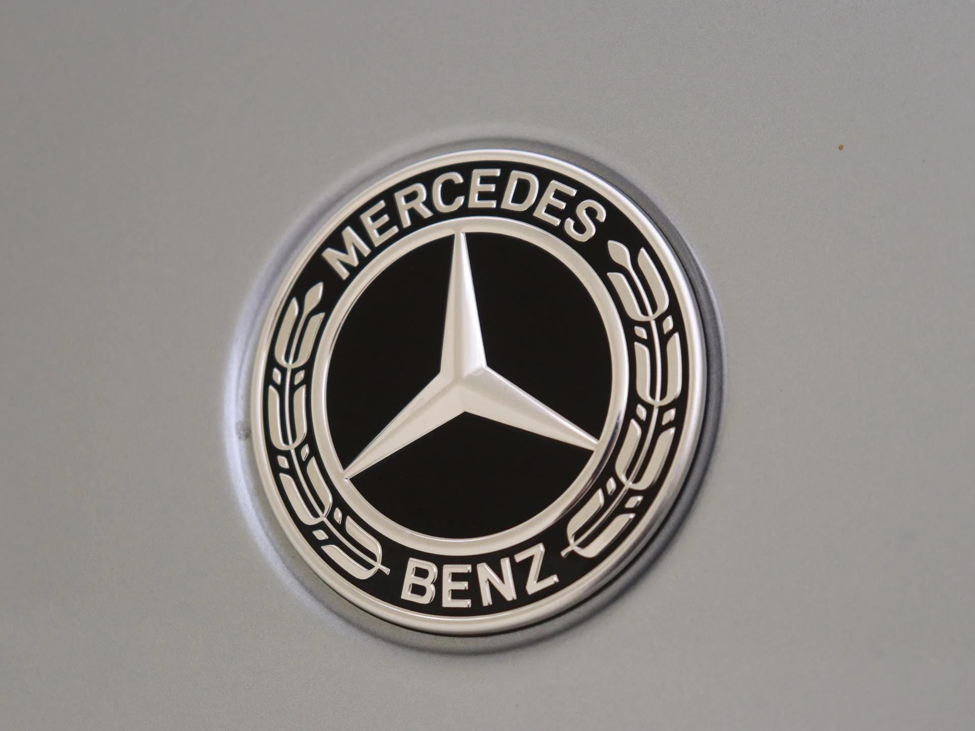 Mercedes-Benz-GLB-image-25