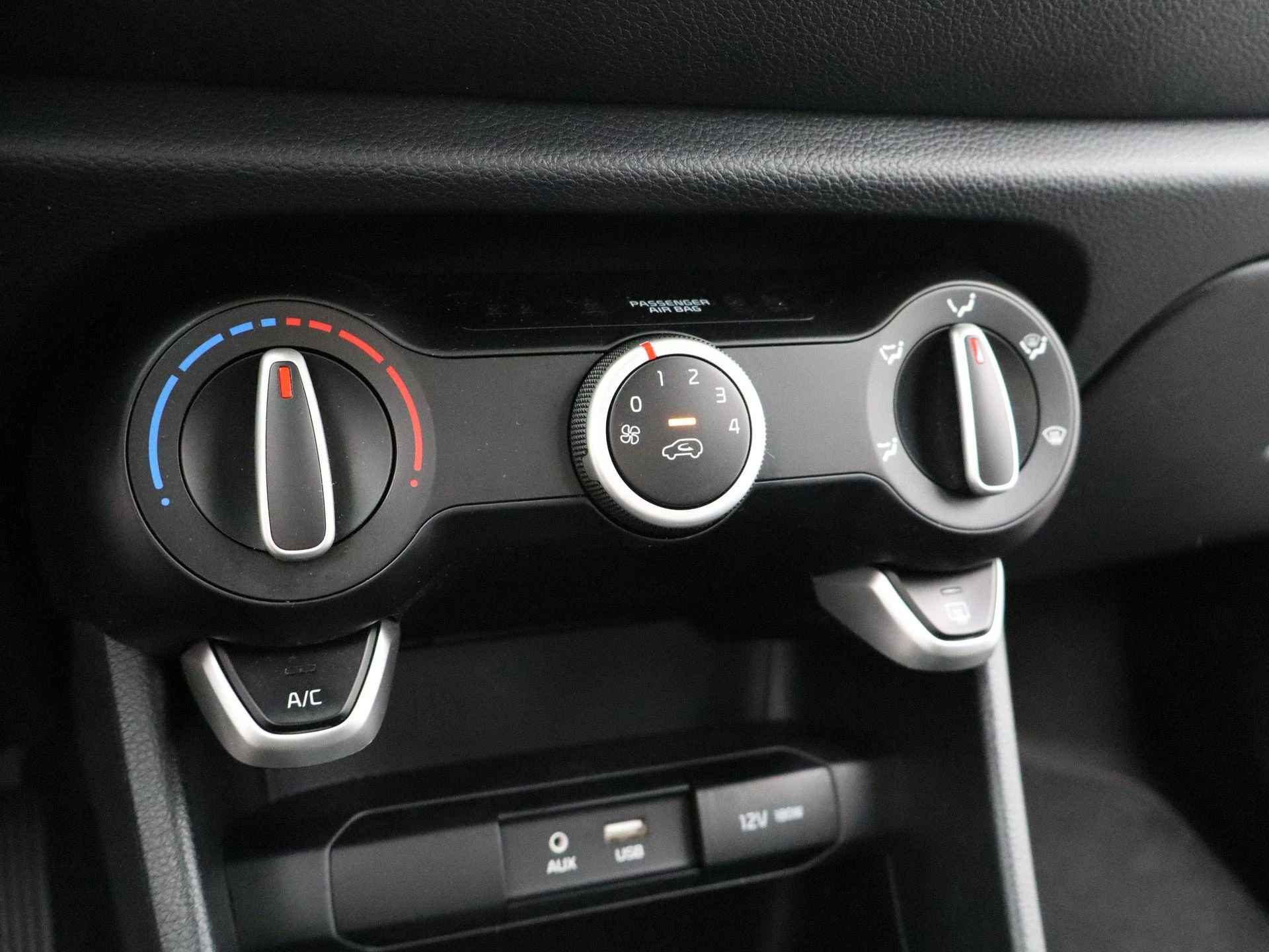 Kia Picanto 1.0 CVVT ComfortPlusLine Navigator