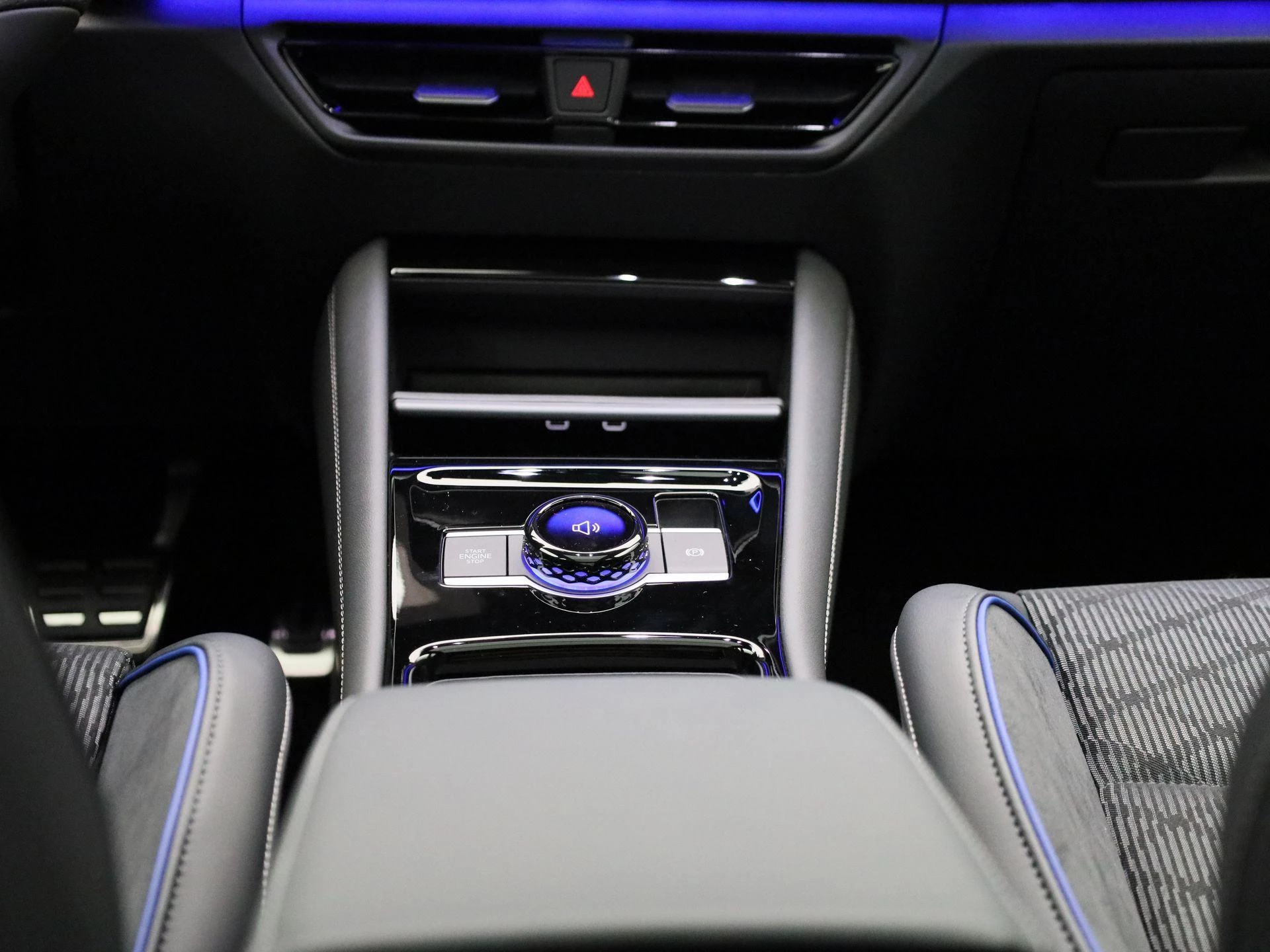 Volkswagen-Tayron-image-9