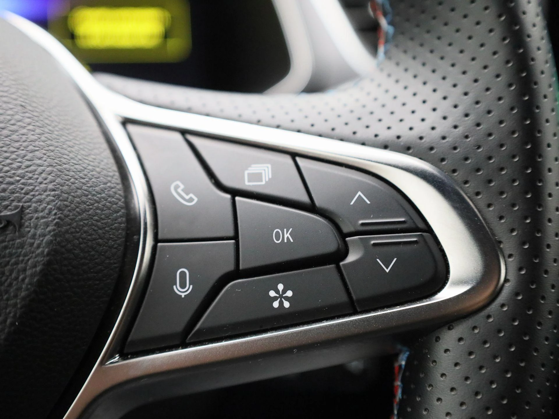 Renault-Captur-image-27