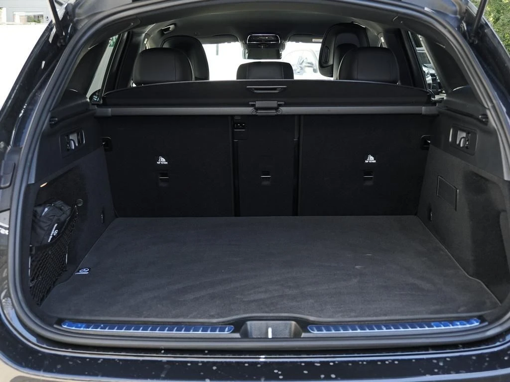 Mercedes-Benz-GLC 300 d-image-15