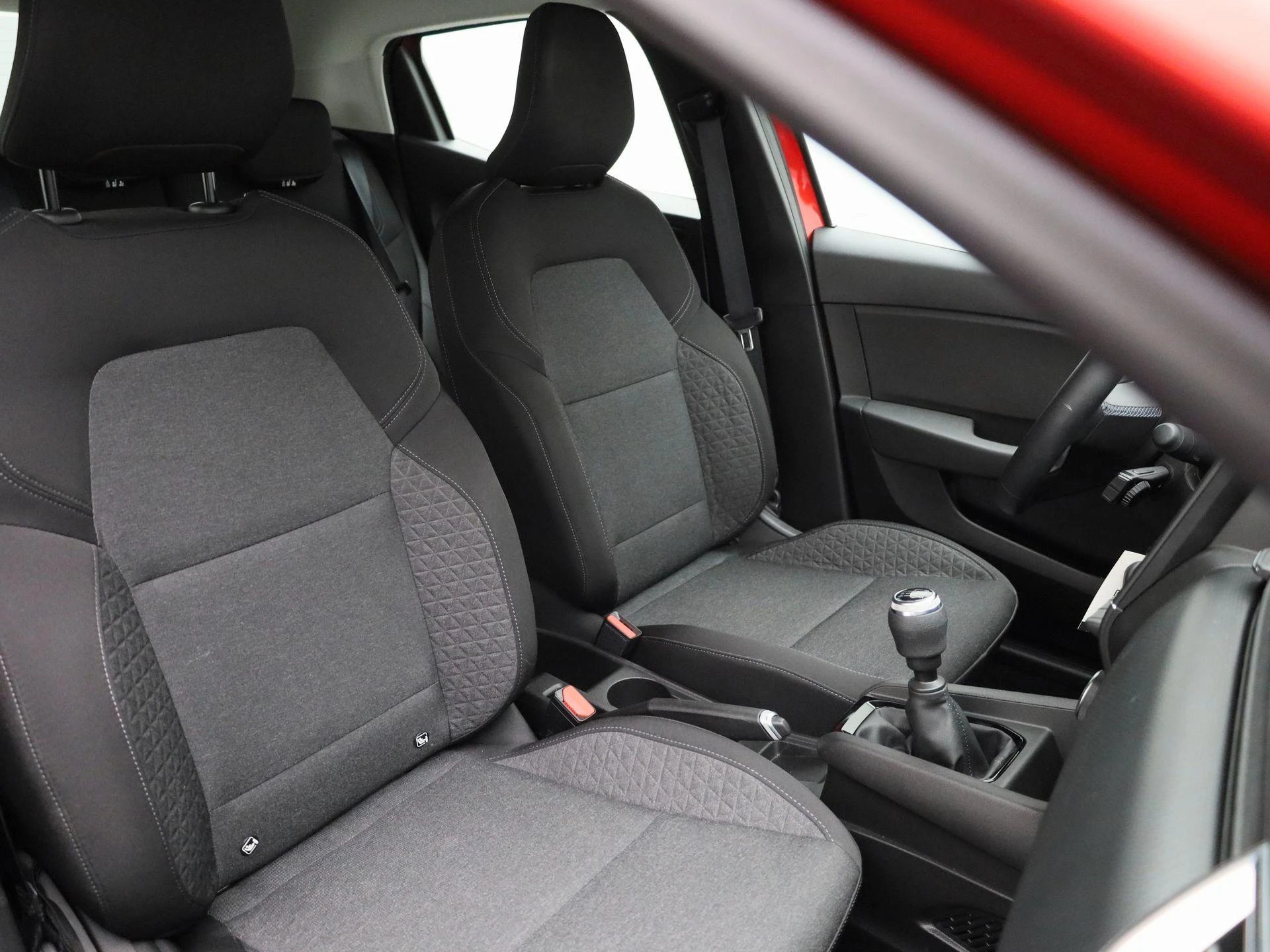 Renault-Clio-image-31