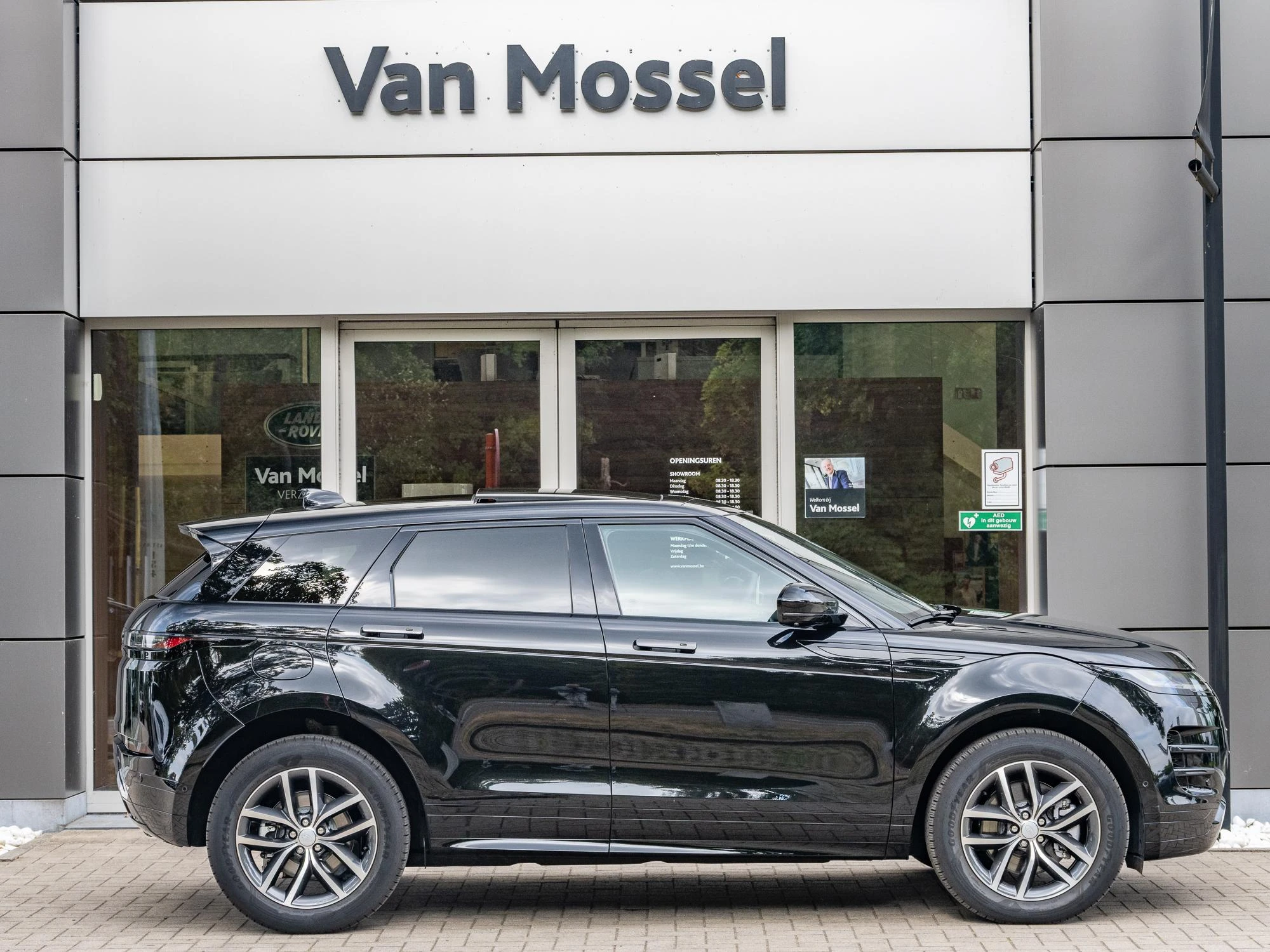 Land Rover Range Rover Evoque P270e Dynamic SE