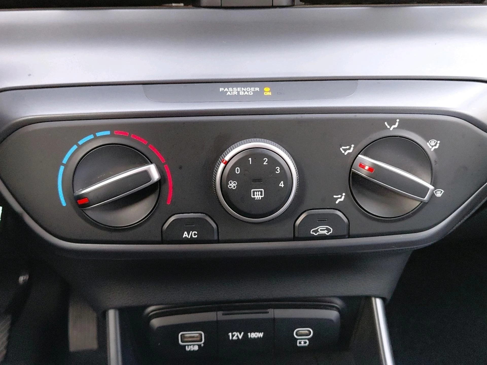 Hyundai i20 1.0 T-GDi 74kW Twist