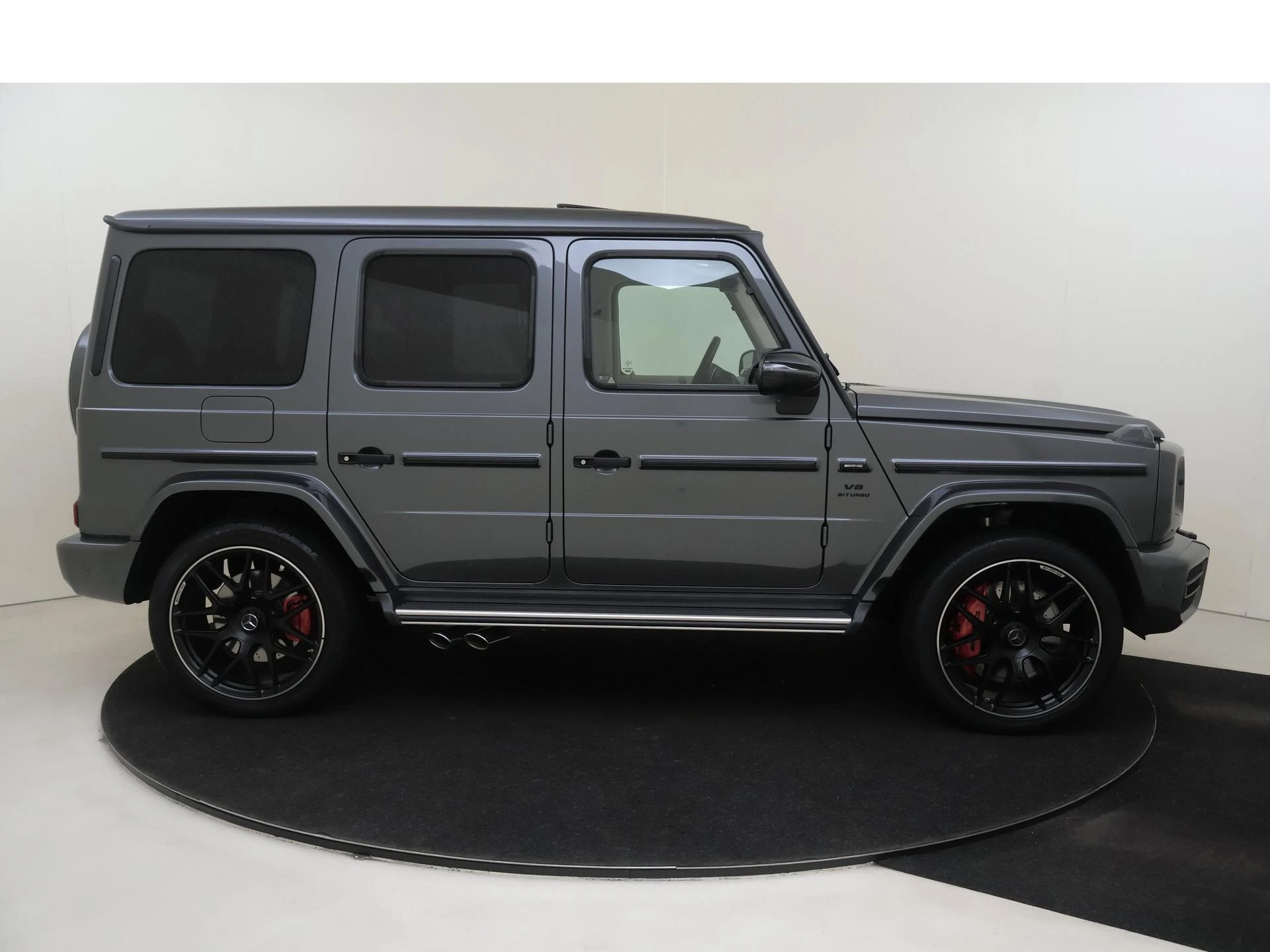 Mercedes-Benz-G-Klasse-image-10