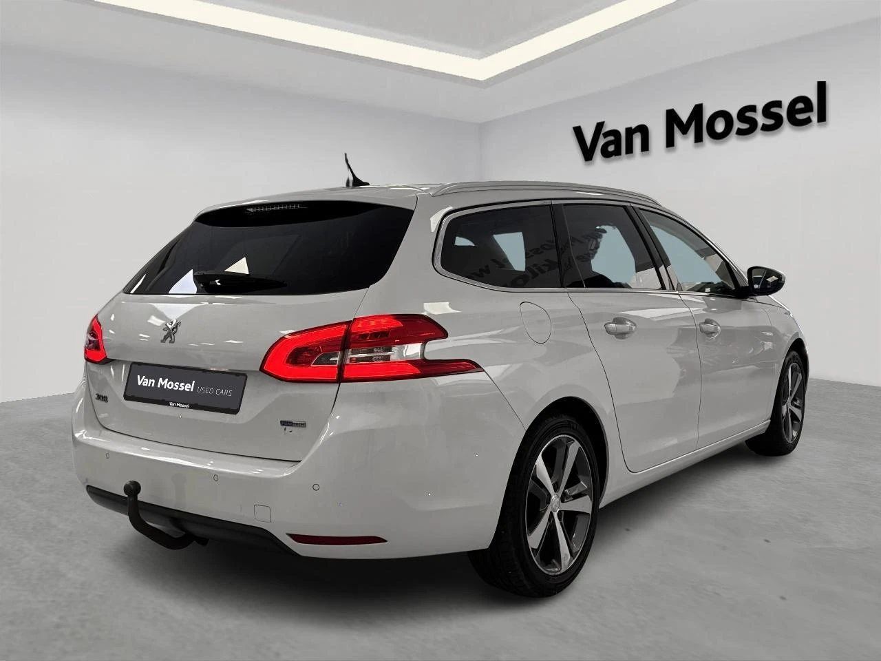 Peugeot-308-image-1