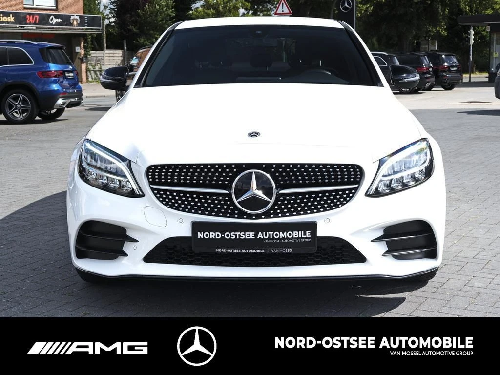 Mercedes-Benz C-Klasse 200 AMG DISTRO NIGHT 9G KAMERA TEMPO NAVI SHZ AMG Line