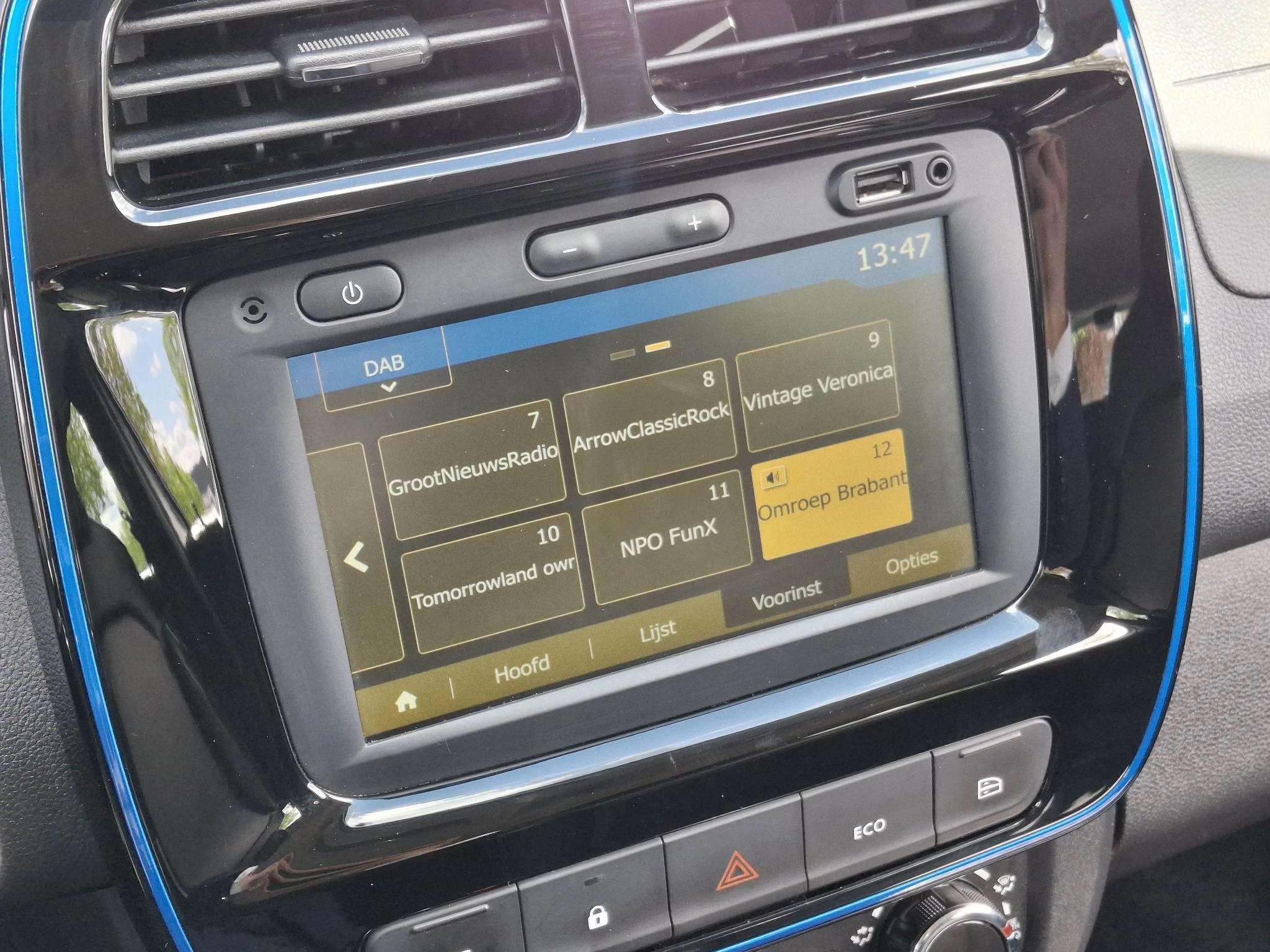 Dacia-Spring-image-16