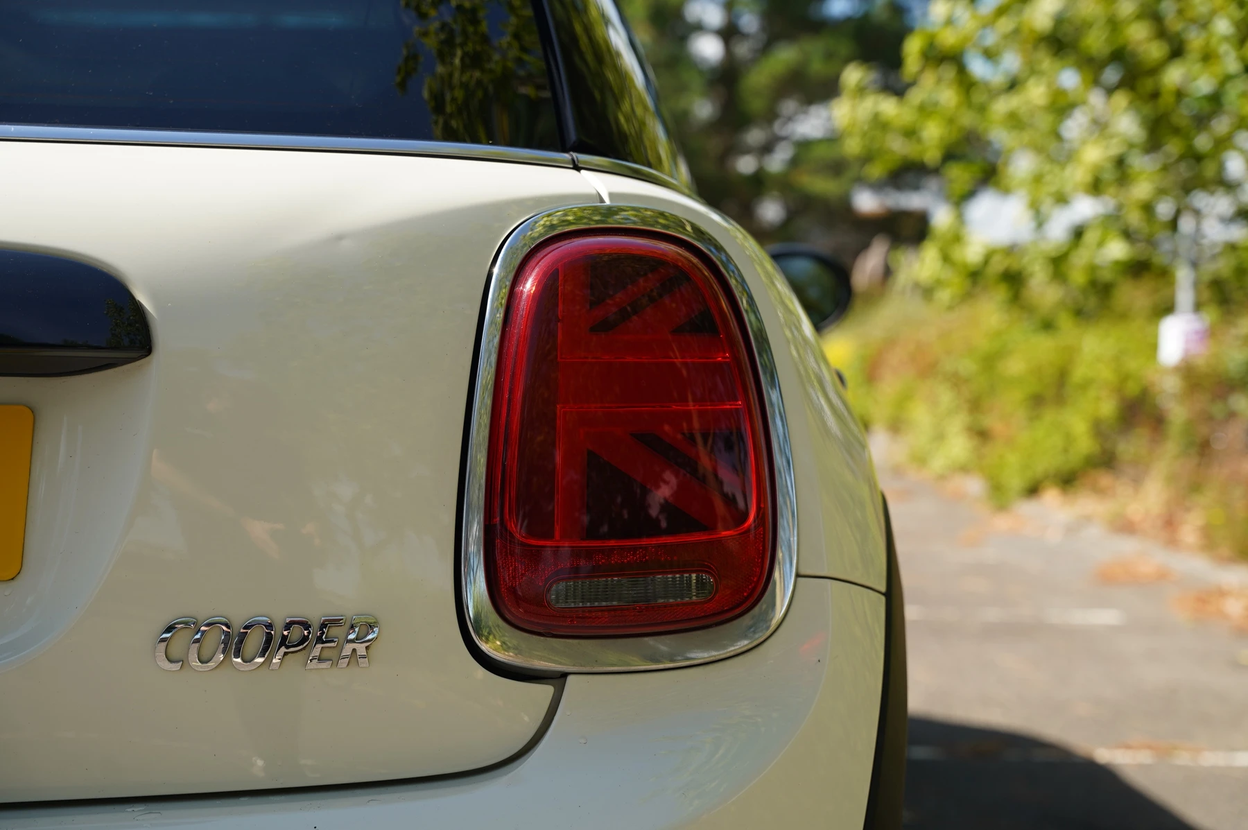 MINI-Cooper-image-24