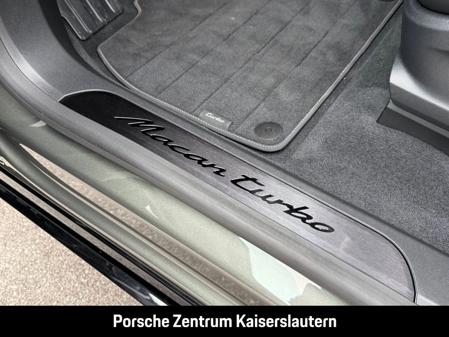 Porsche Macan Turbo 22-Zoll Rückfahrkamera LED-Matrix turbo