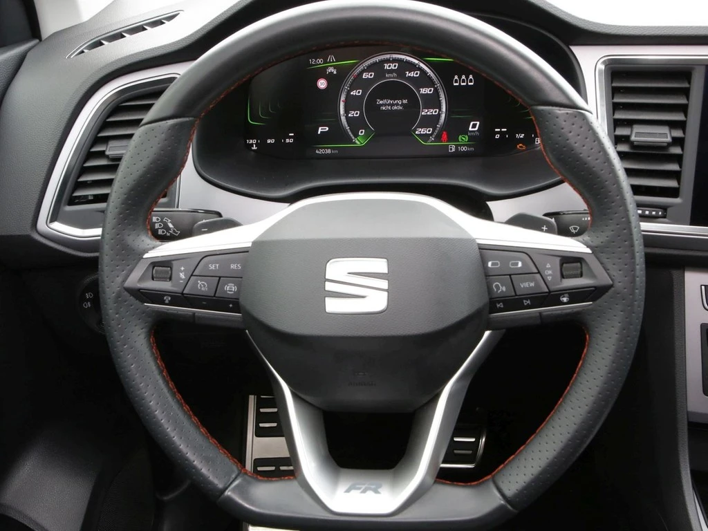 SEAT Ateca 2.0 TSI DSG 4Drive FR 18" ACC NAVI SHZ