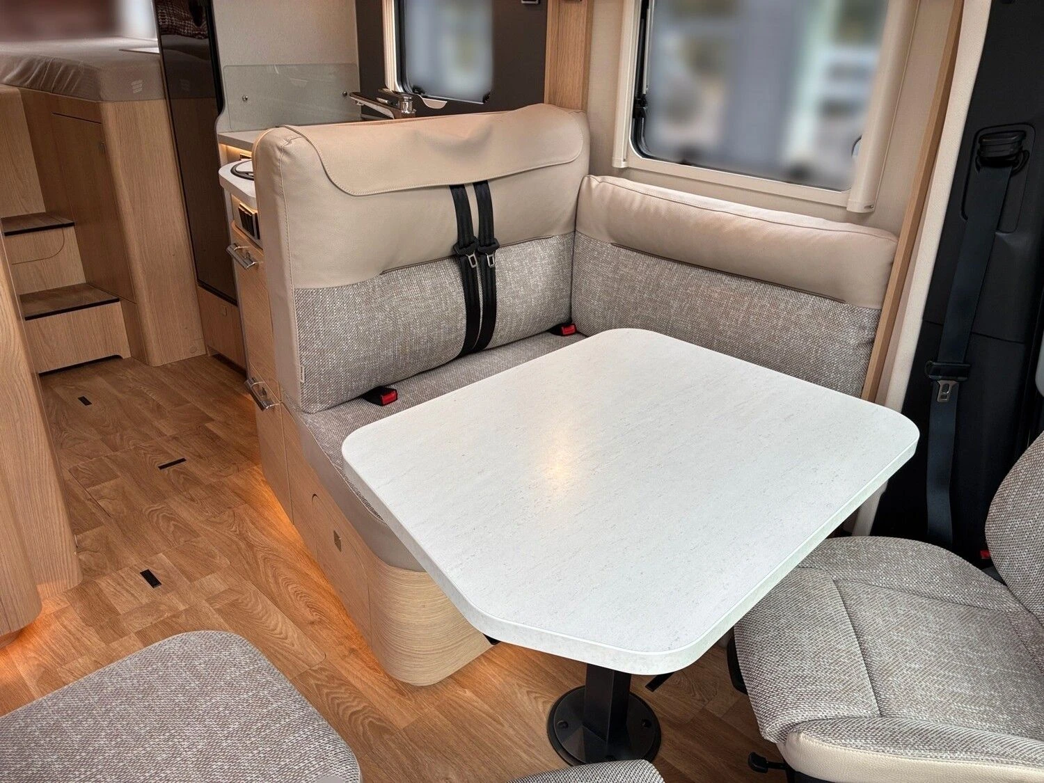 Hymer--image-10