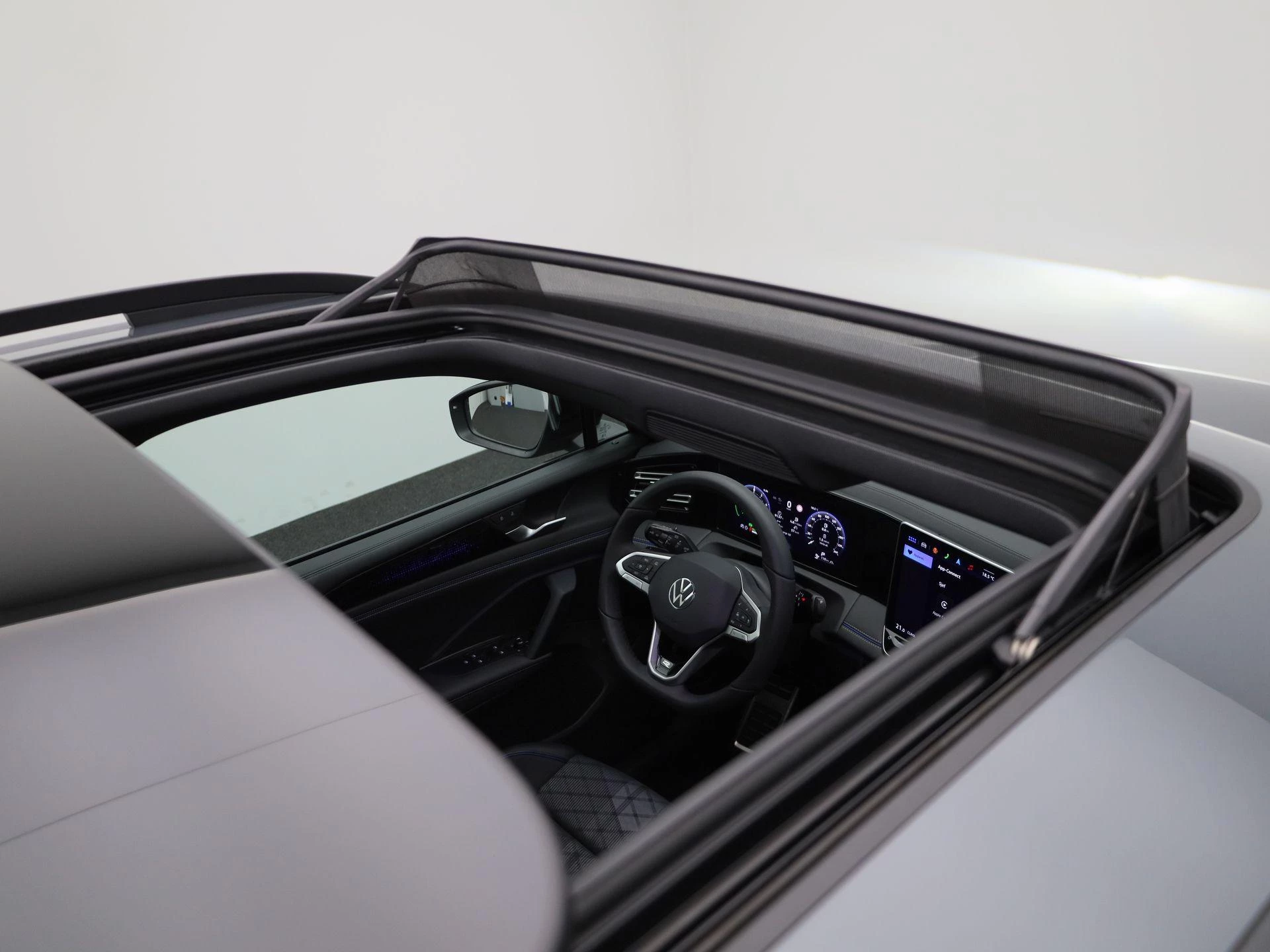 Volkswagen Tiguan 1.5 eHybrid R-Line Edition 204 PK|
