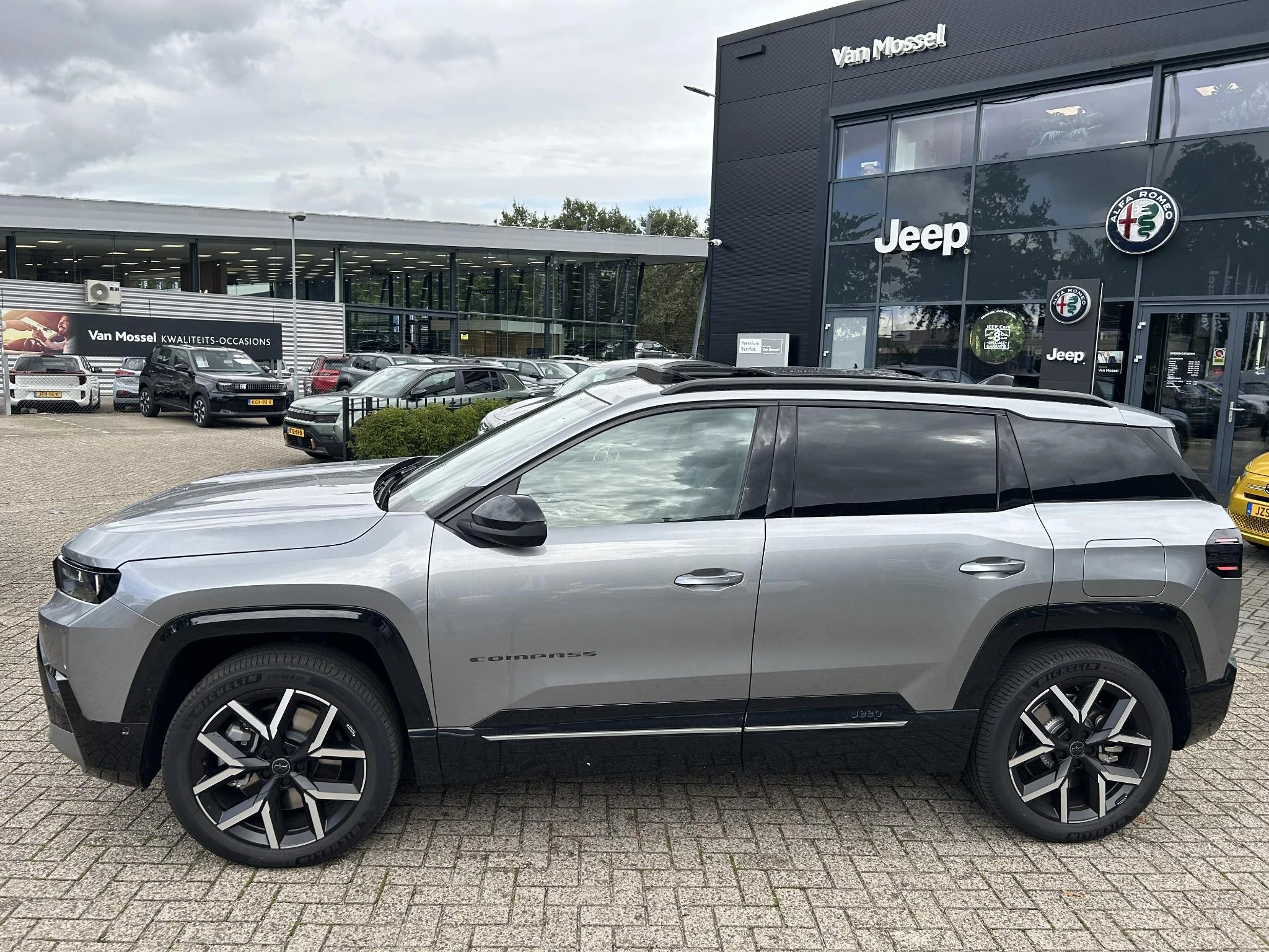 Jeep-Compass-image-3