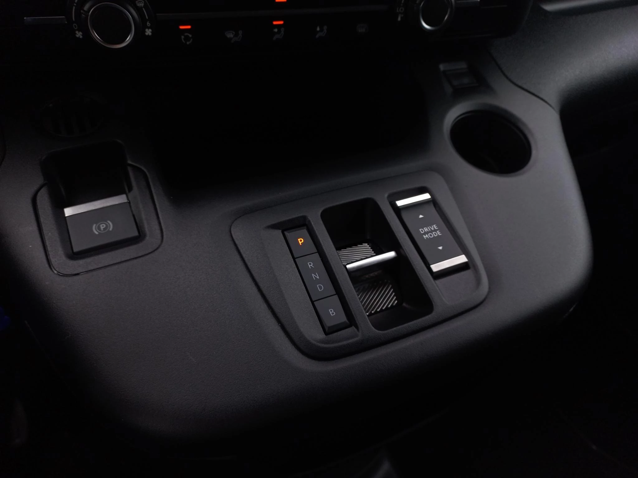 Peugeot-e-Partner-image-19