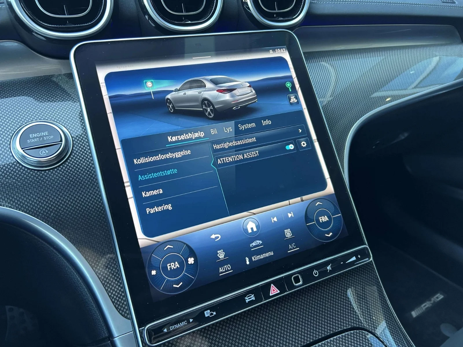 Mercedes-Benz-C-Klasse-image-16