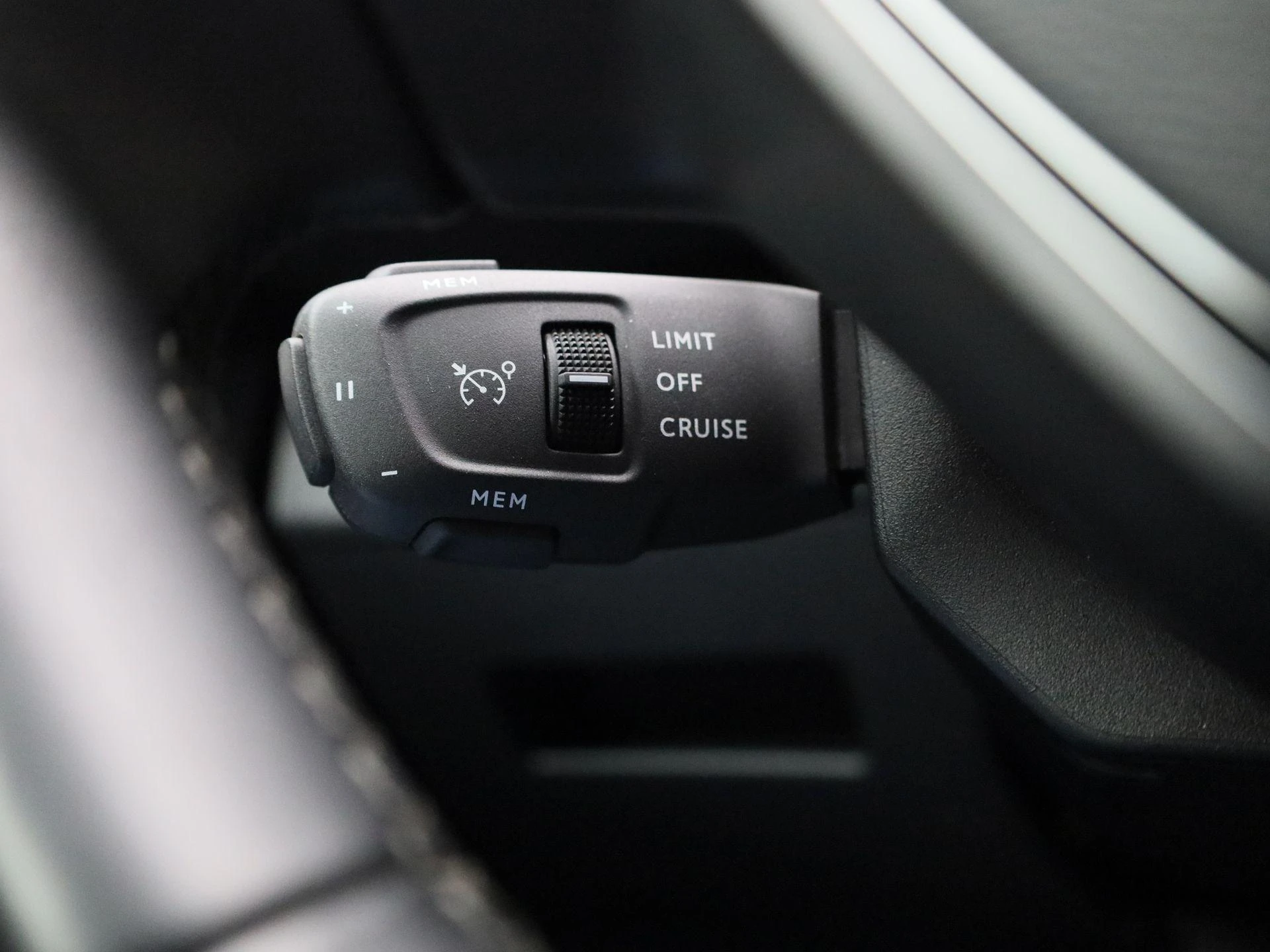 Peugeot-3008-image-18