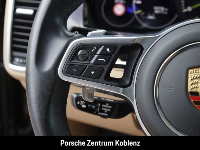 Porsche-Cayenne-image-13