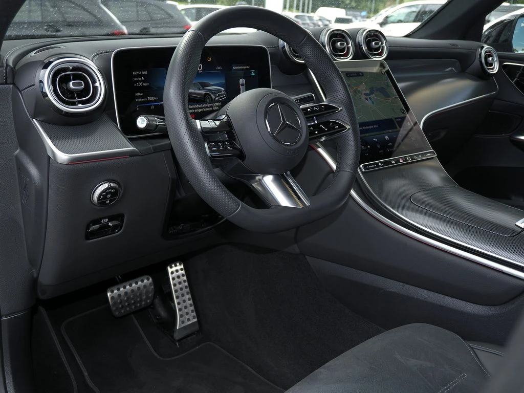 Mercedes-Benz-GLC 220 d-image-8