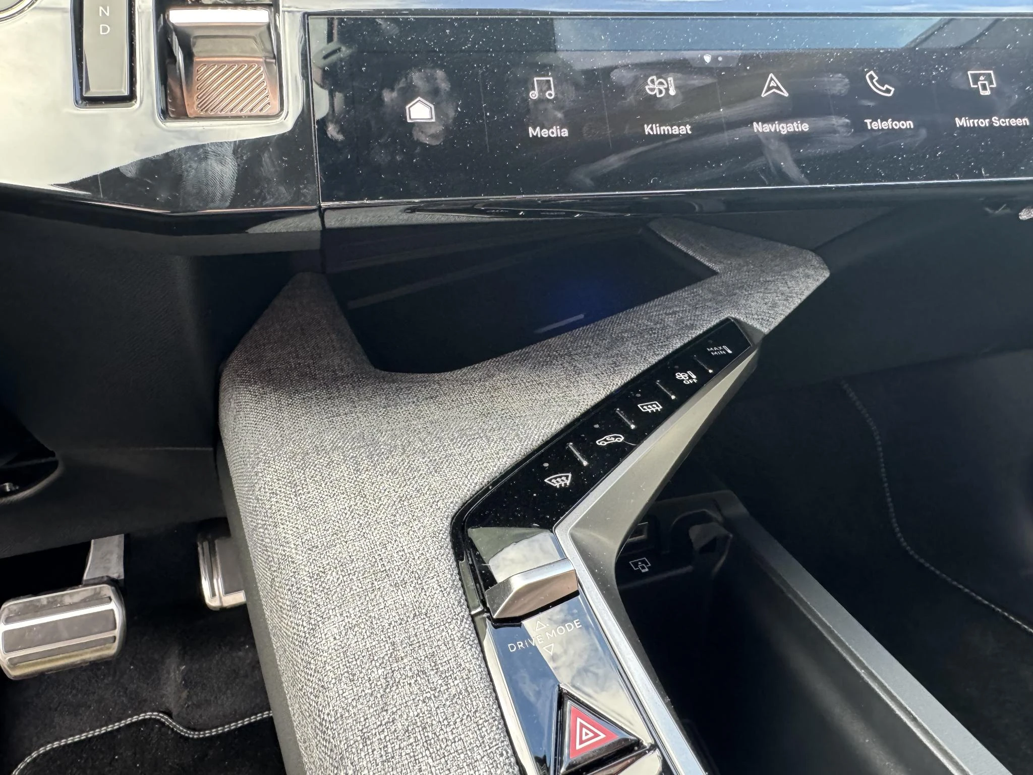 Peugeot-e-3008-image-28
