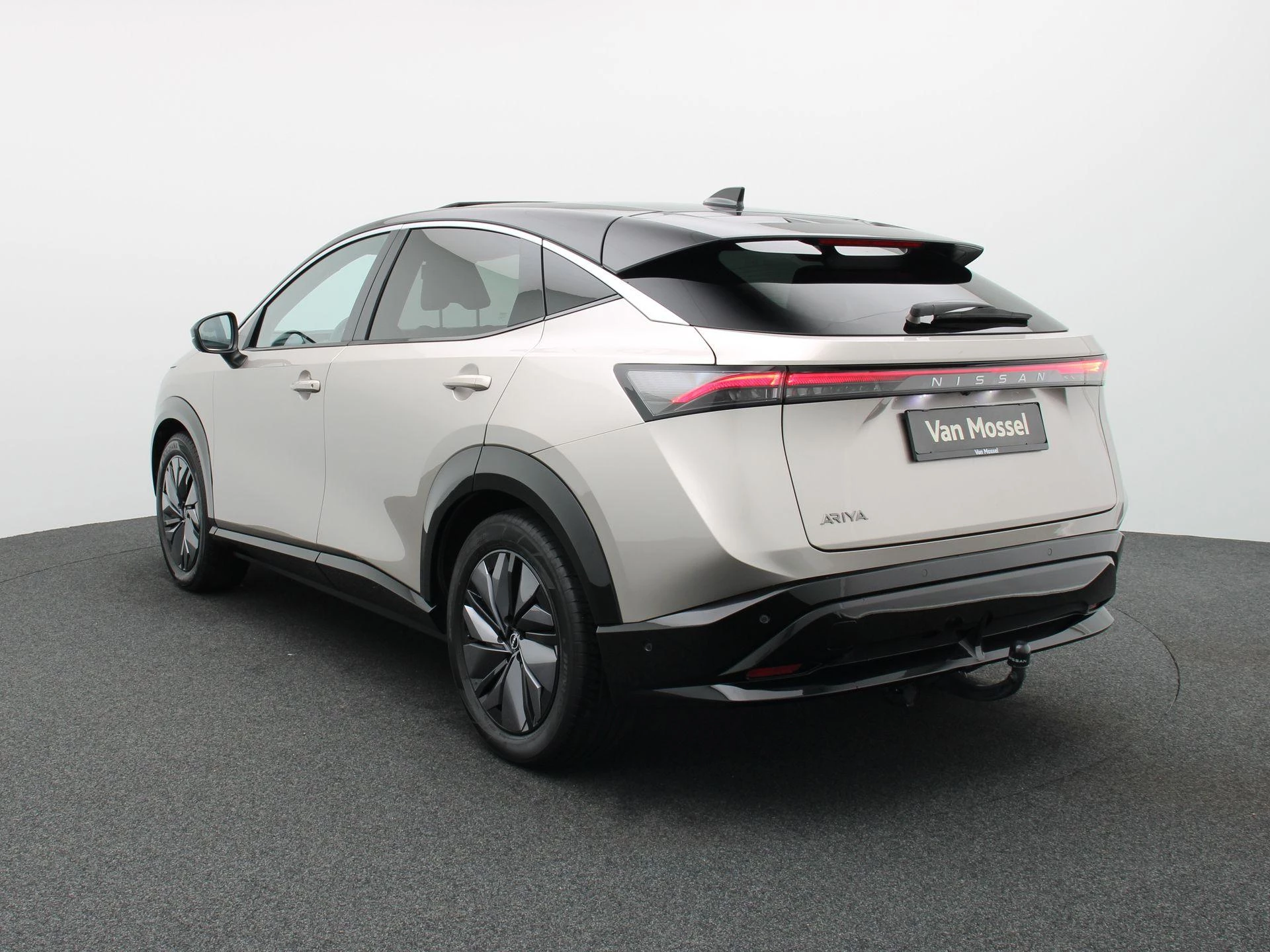 Nissan-ARIYA-image-1