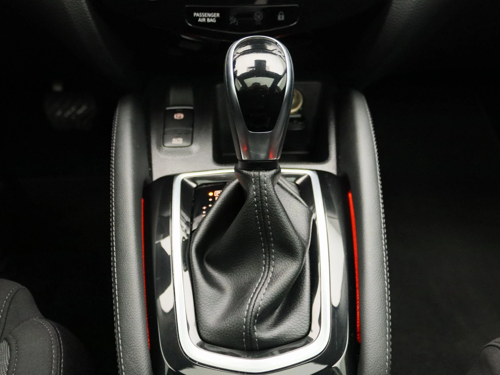 Nissan-QASHQAI-image-11
