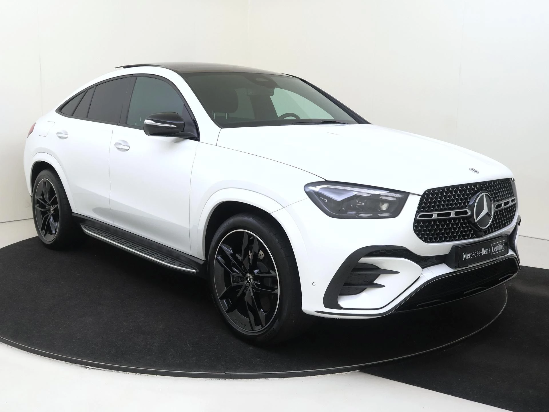 Mercedes-Benz-GLE-image-4