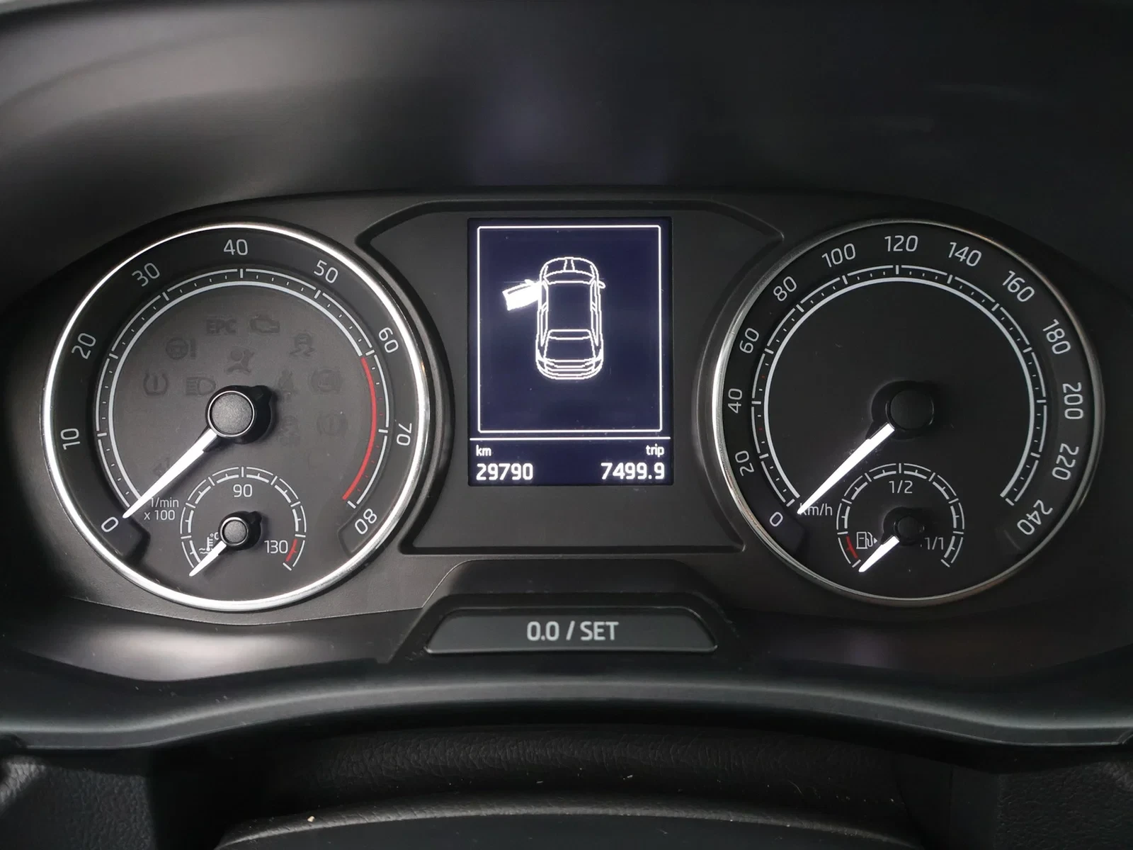 Škoda Fabia Fabia 1.0i Ambition *APP CONNECT*PDC*ZETELVERWARMING*AIRCO*DAB*...
