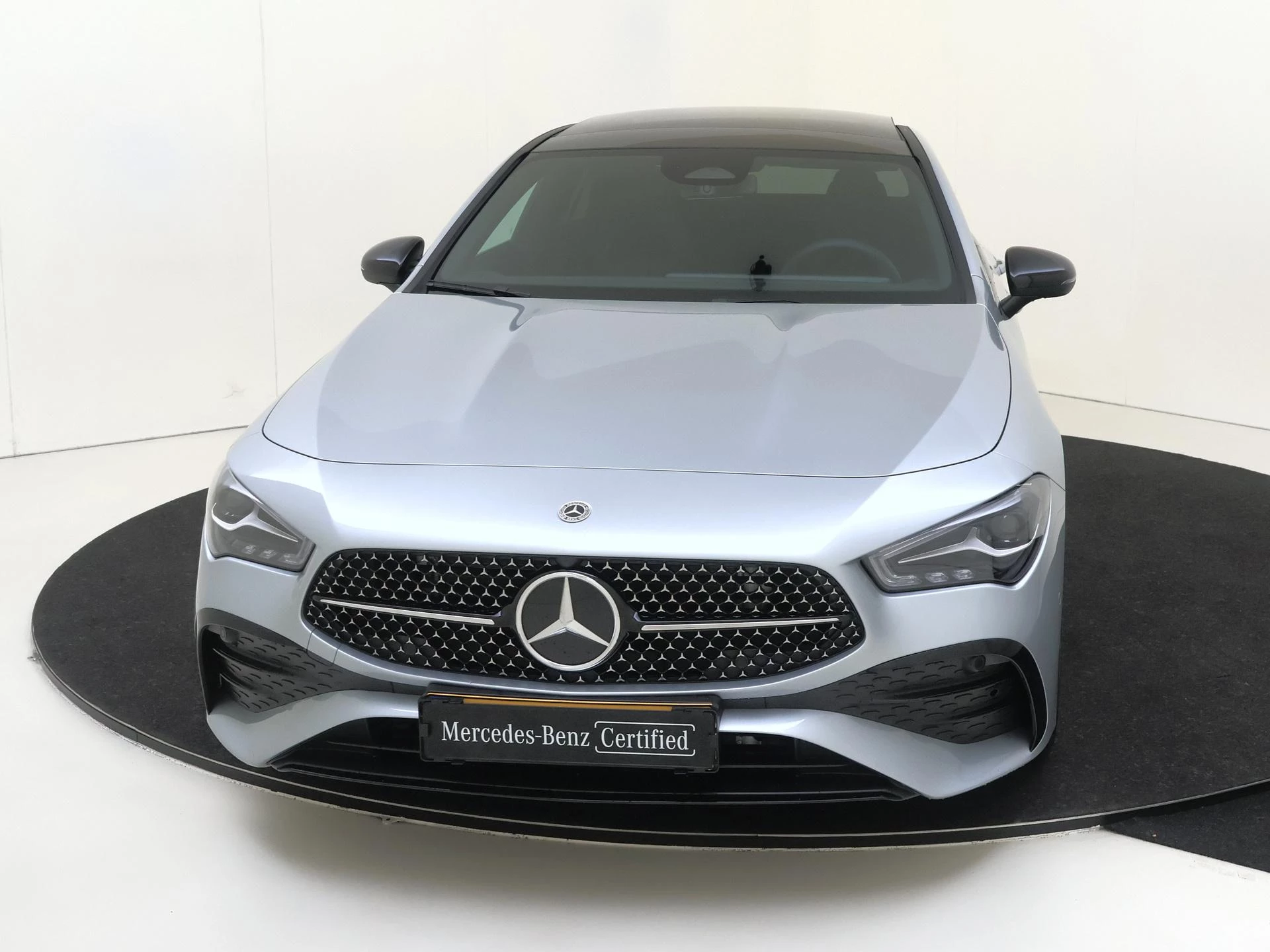 Mercedes-Benz-CLA-image-5