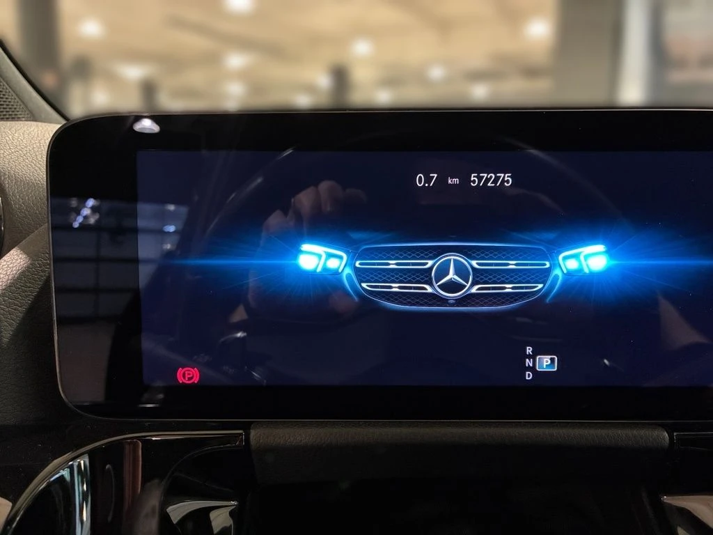 Mercedes-Benz-GLA 250-image-6