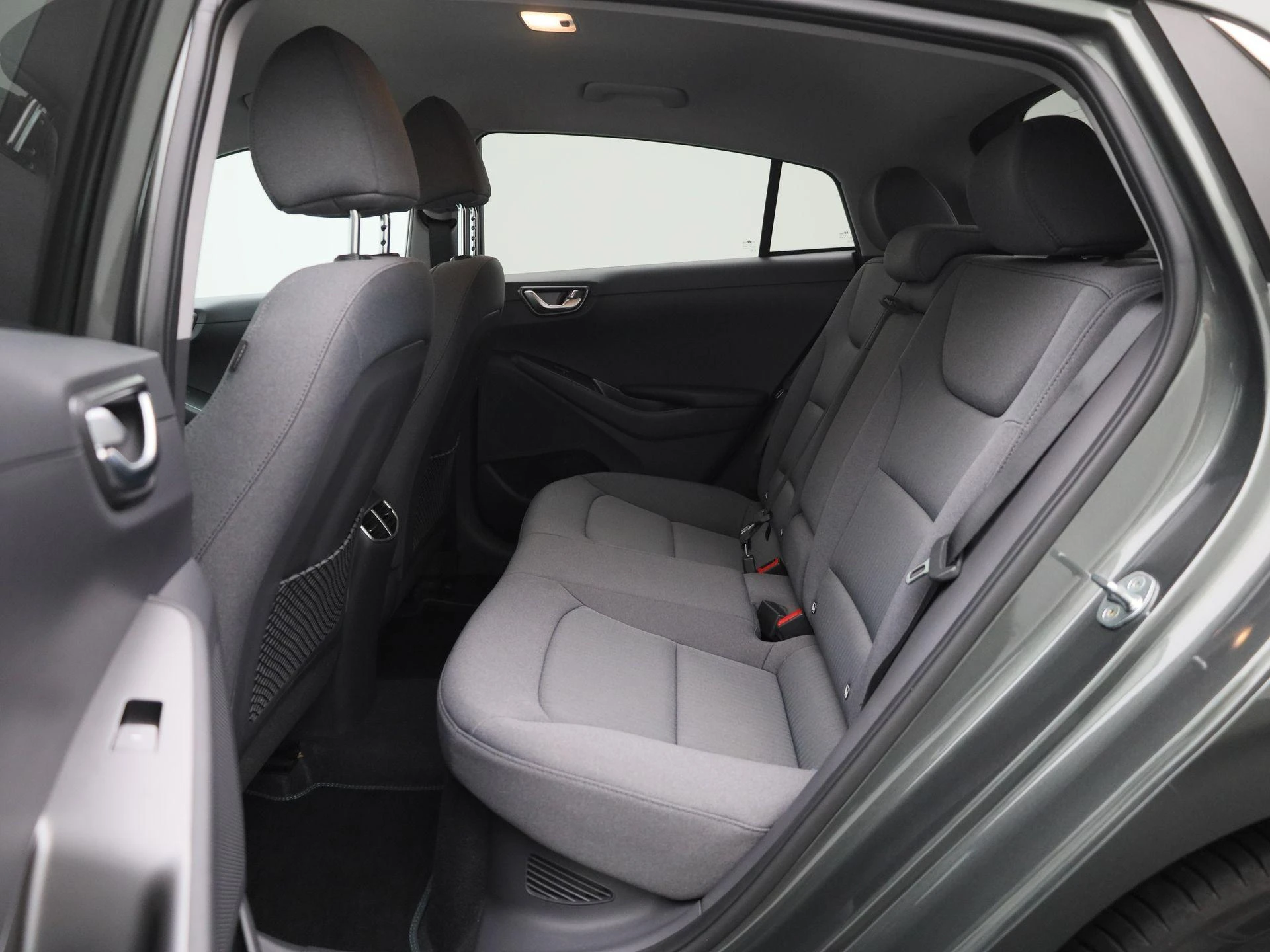 Hyundai-IONIQ-image-11