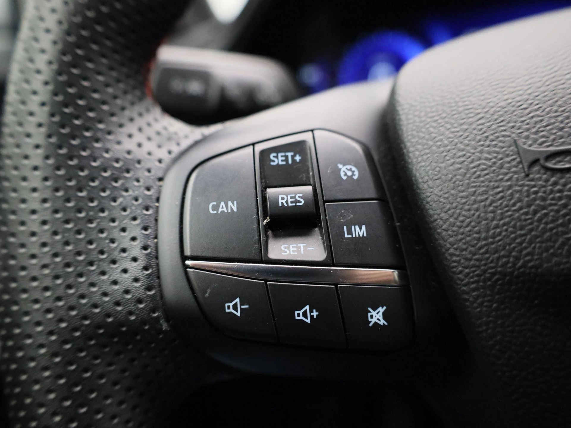 Ford-Puma-image-17