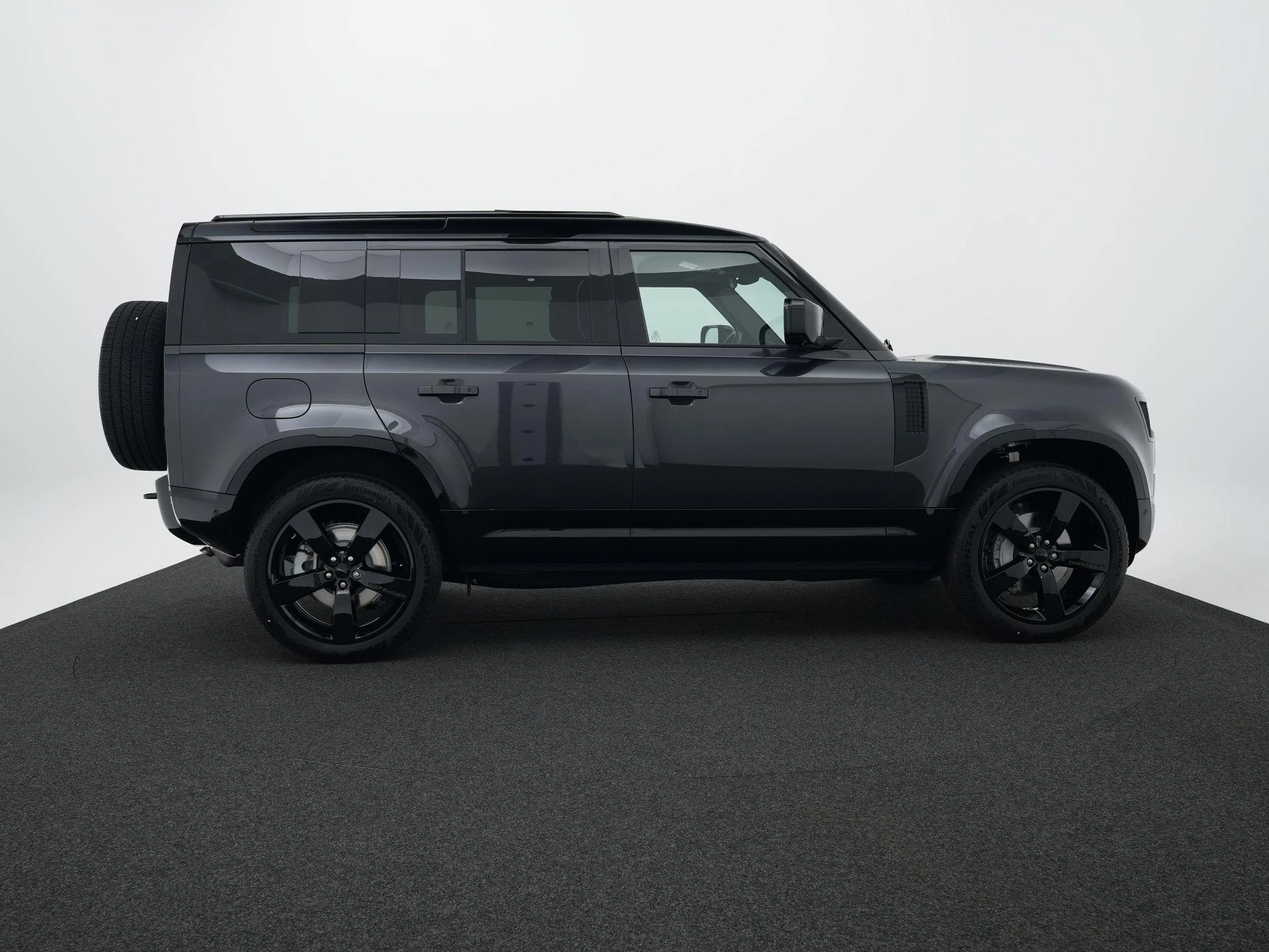 Land Rover-Defender-image-5