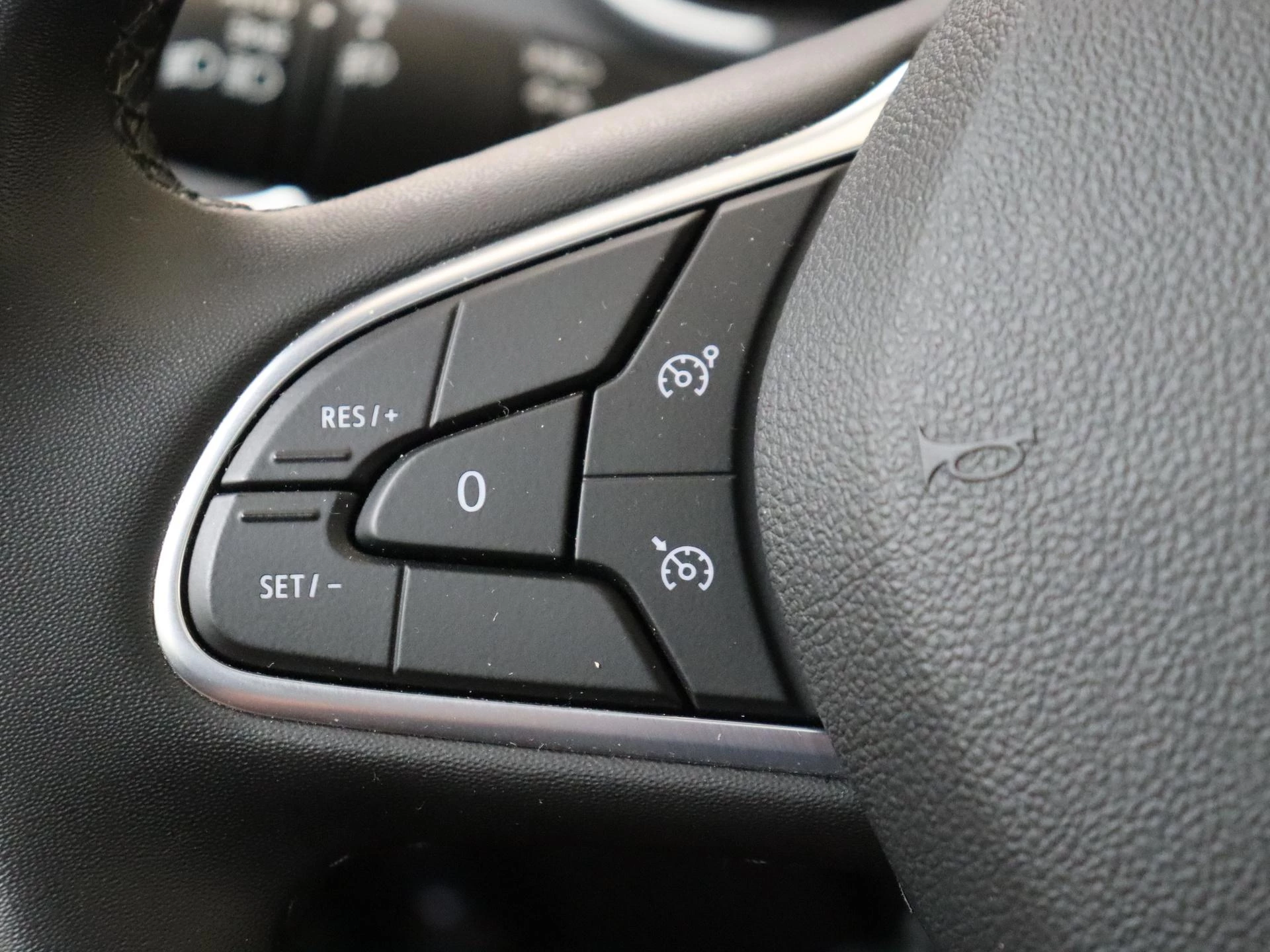 Renault Megane E-Tech Estate 1.6 Plug-In Hybrid 160 Intens AUTOMAAT