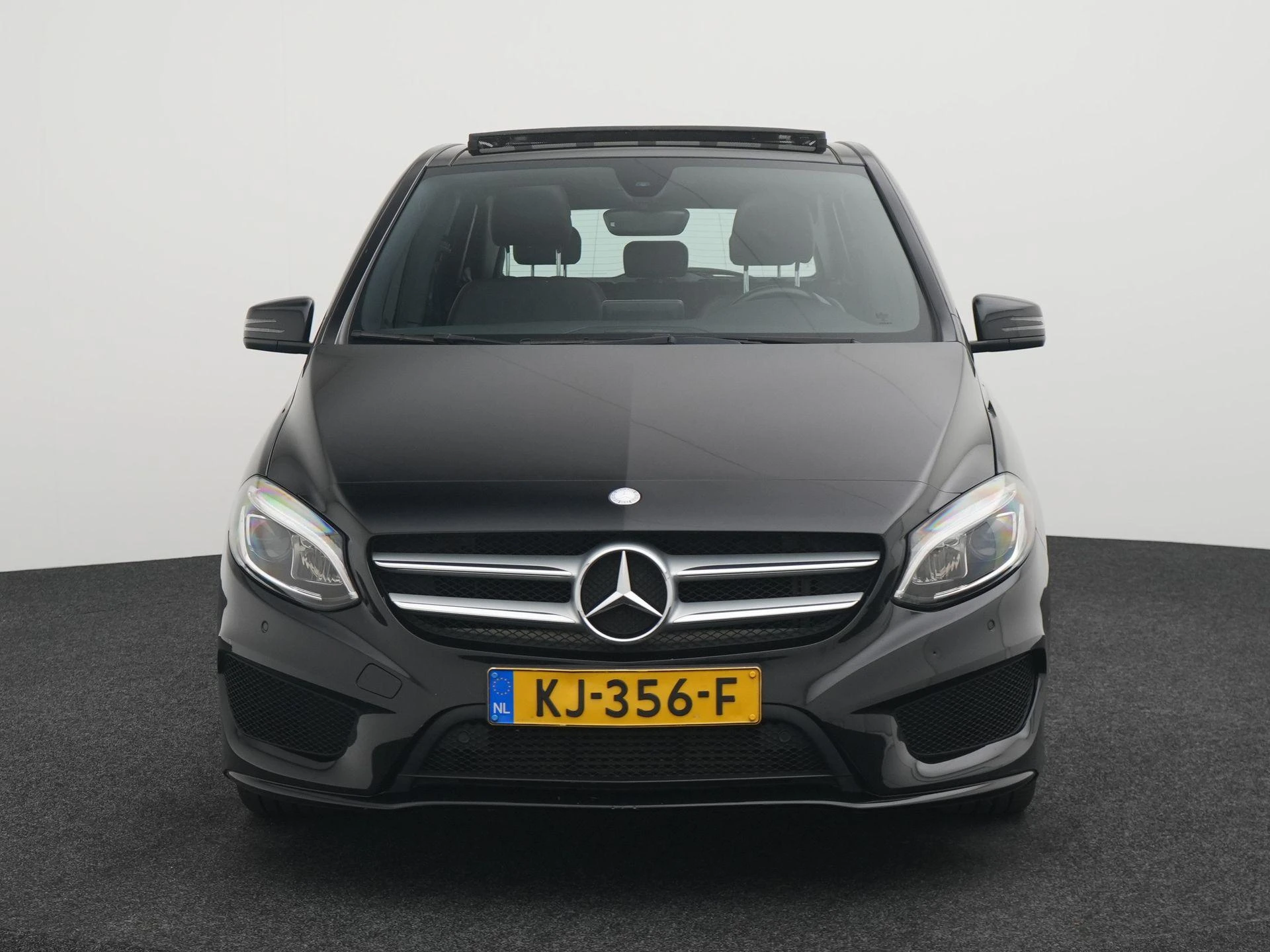 Mercedes-Benz B-Klasse 180 AMG Night Edition Plus