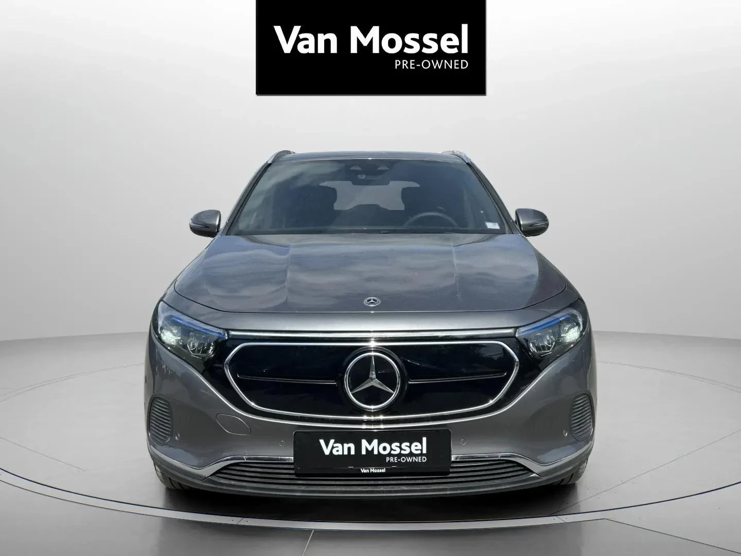 Mercedes-Benz-EQA-image-1