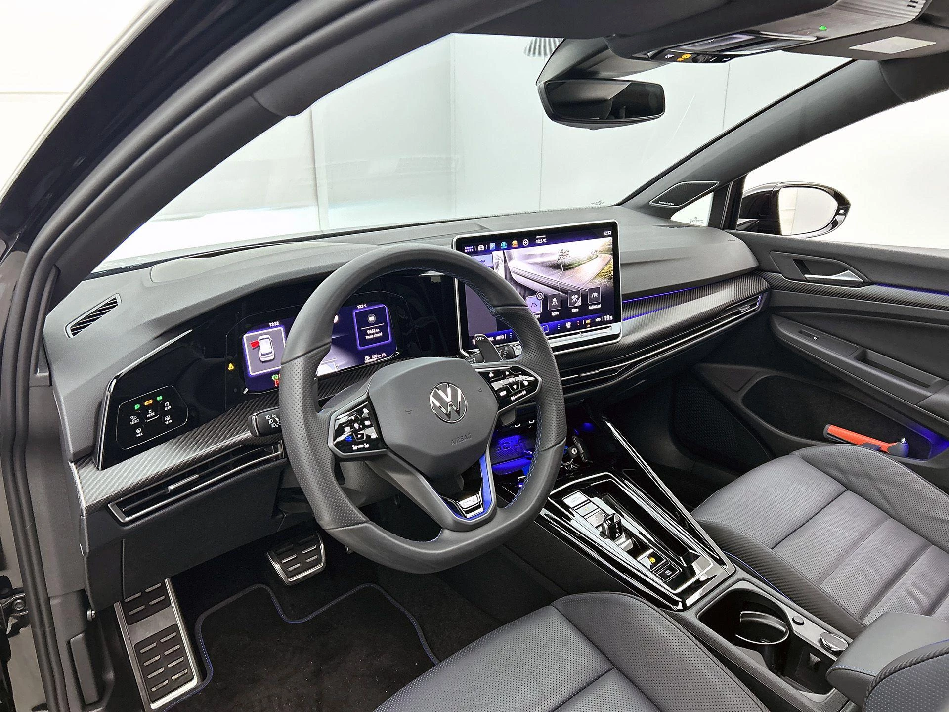 Volkswagen-Golf-image-19