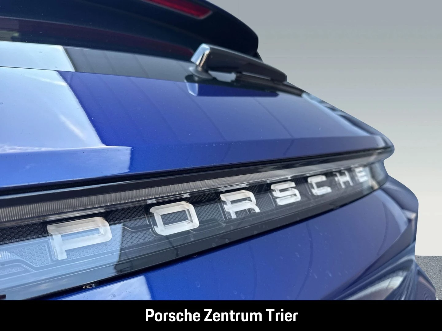 Porsche Taycan Turbo Sport Turismo Burmester HA-Lenkung turbo s