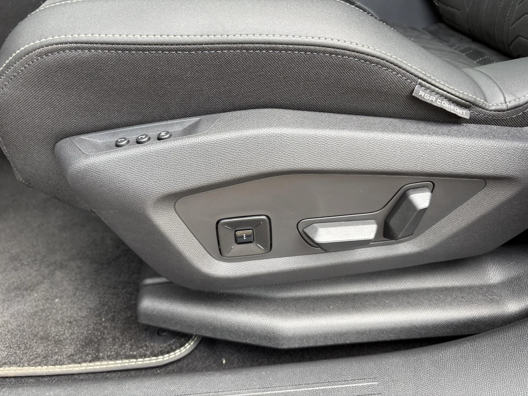 Peugeot 5008 1.2 Hybrid 145 GT 7p