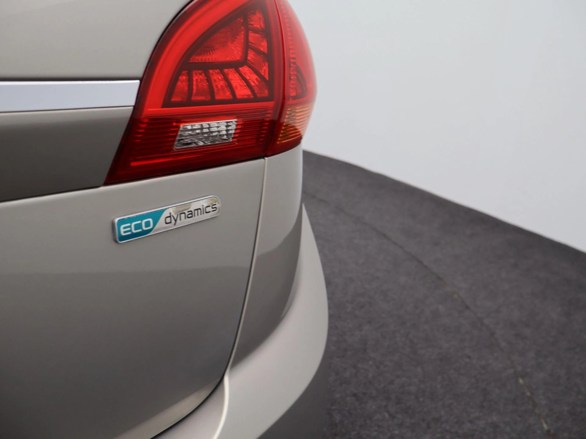 Kia-Venga-image-27