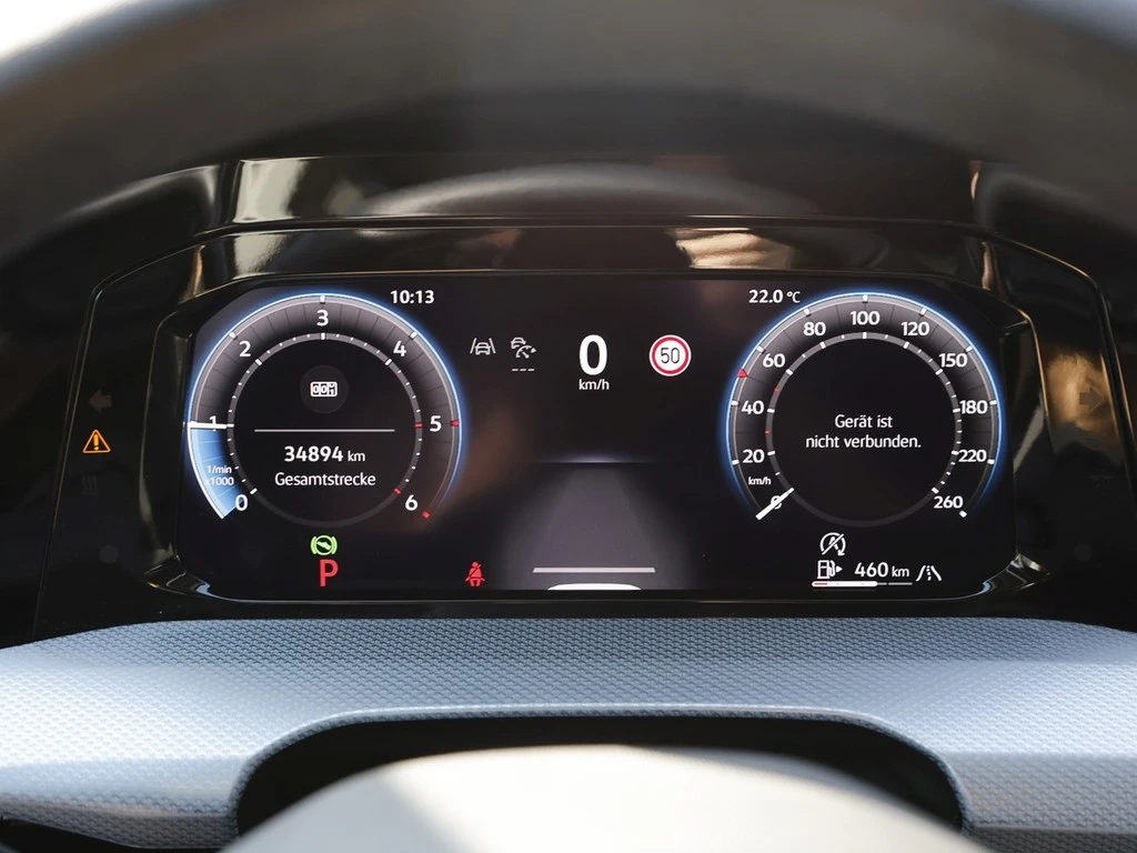 Volkswagen-Golf-image-13