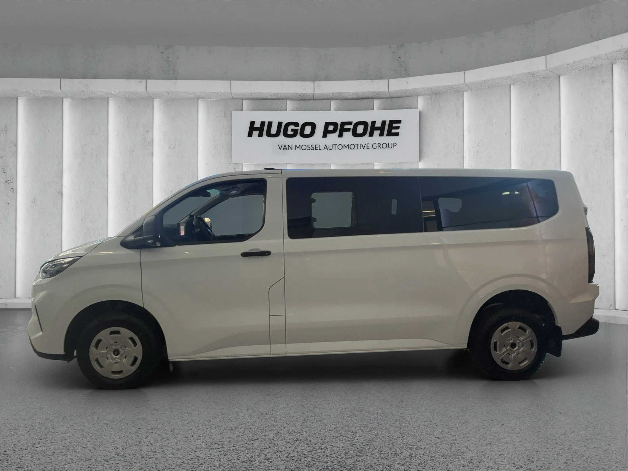 Ford-Transit Custom-image-1